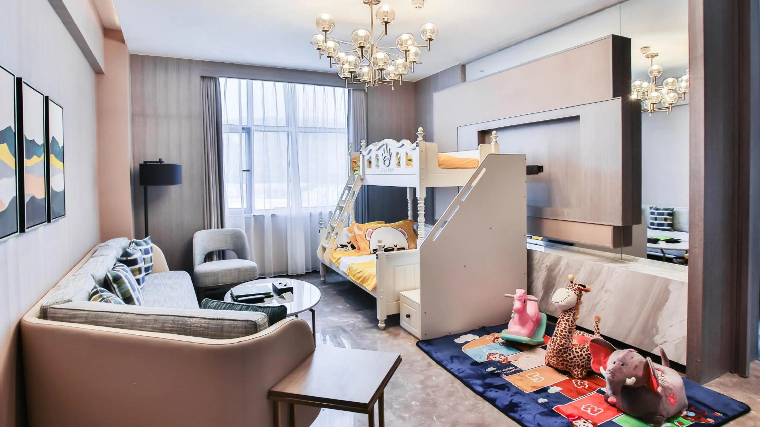 Bedroom in Holiday Inn Xining Hot-Spring by IHG