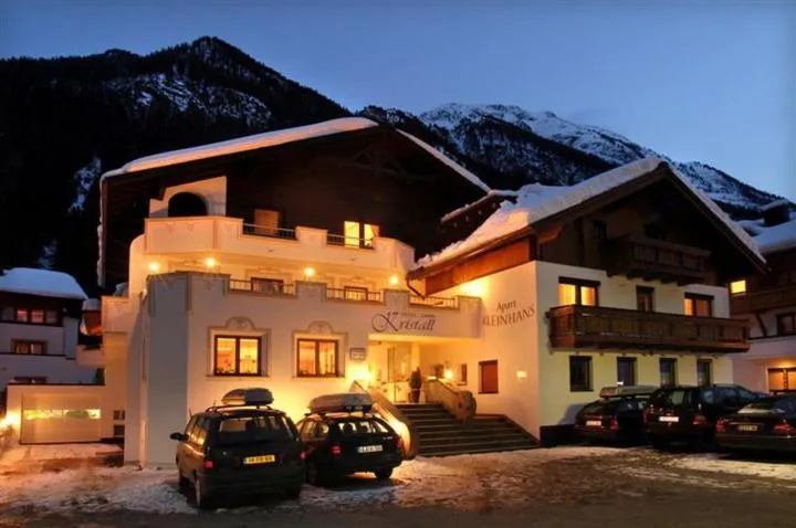 Property building in Hotel Kristall B&B
