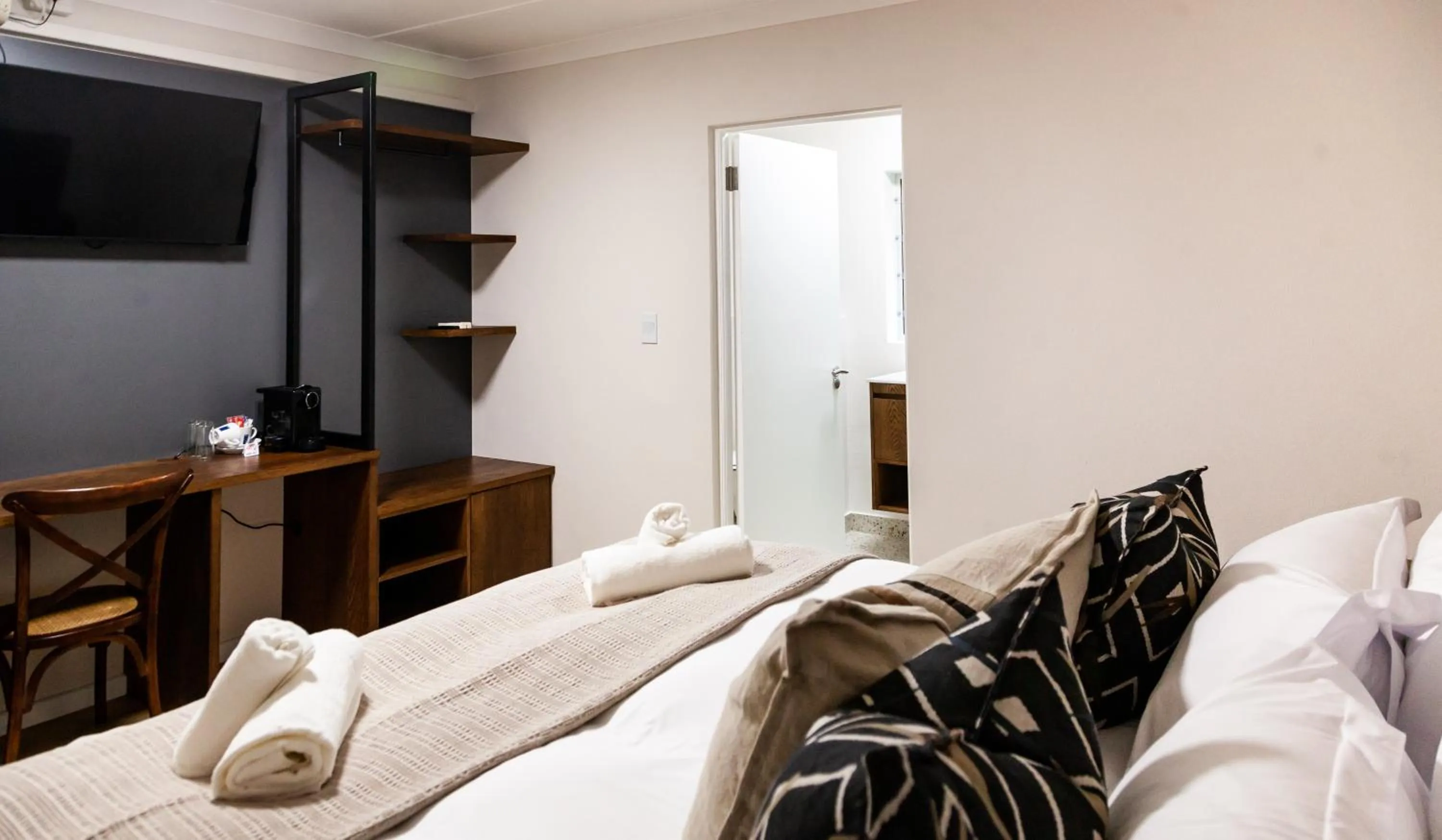 Property building in Skinkikofi Guest House