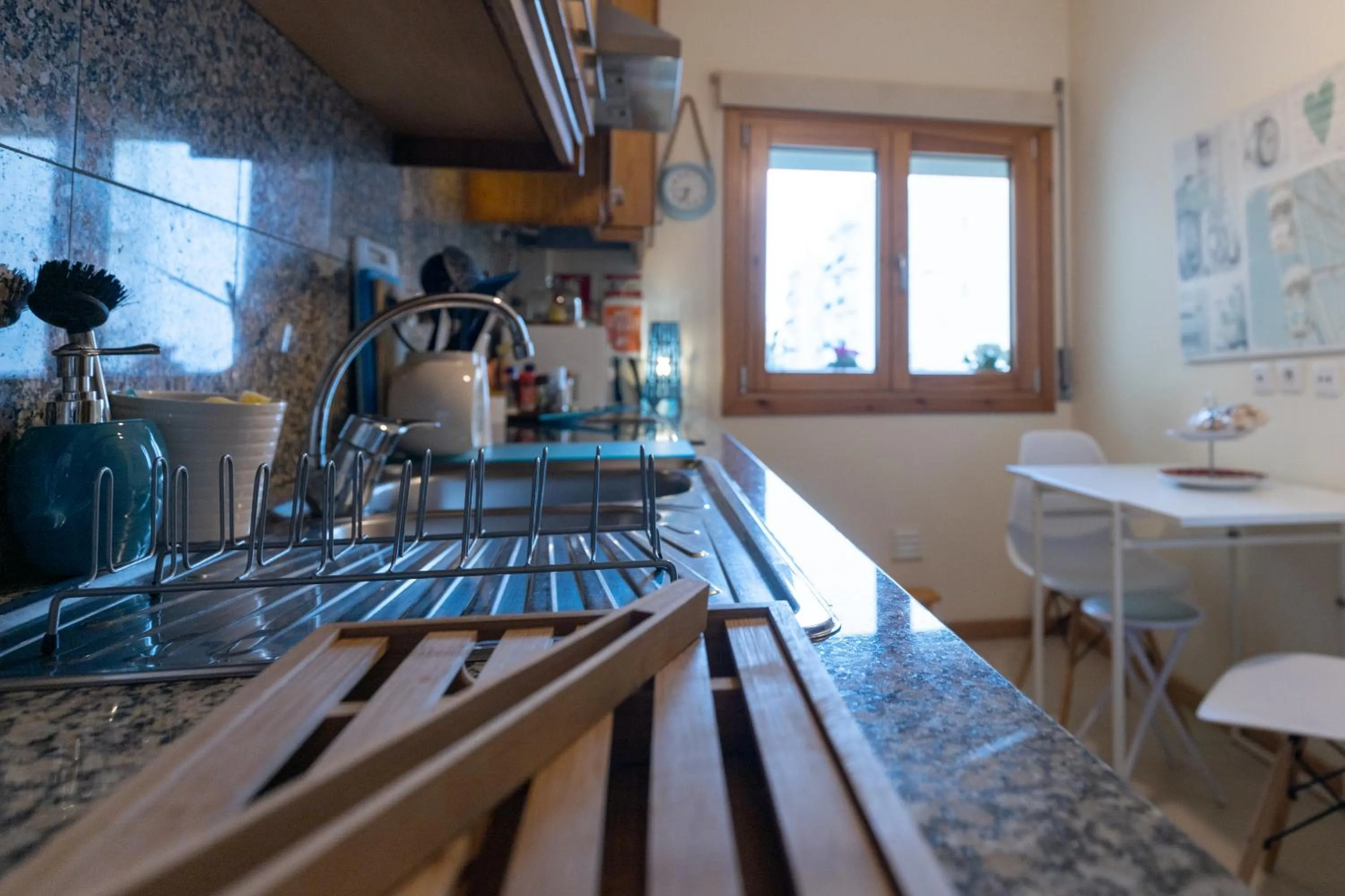 Kitchen or kitchenette in Lua do Mar - T2 - Piscina - Fte ao Mar- Central