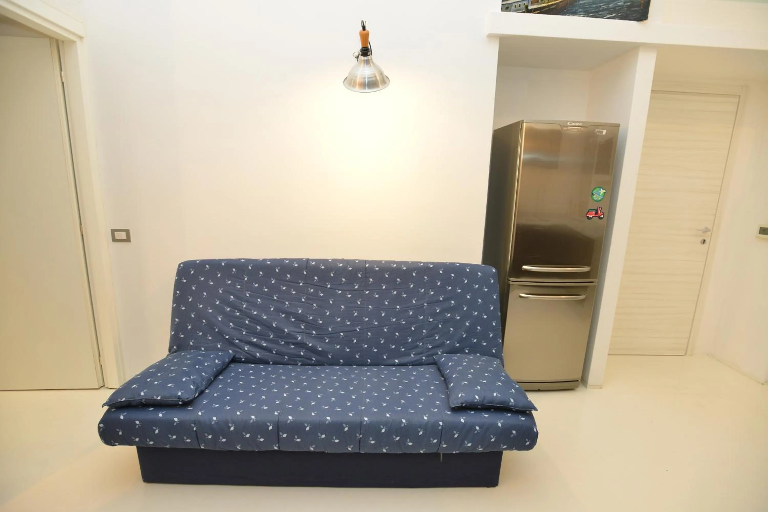 Living room in IzzHome Dsign