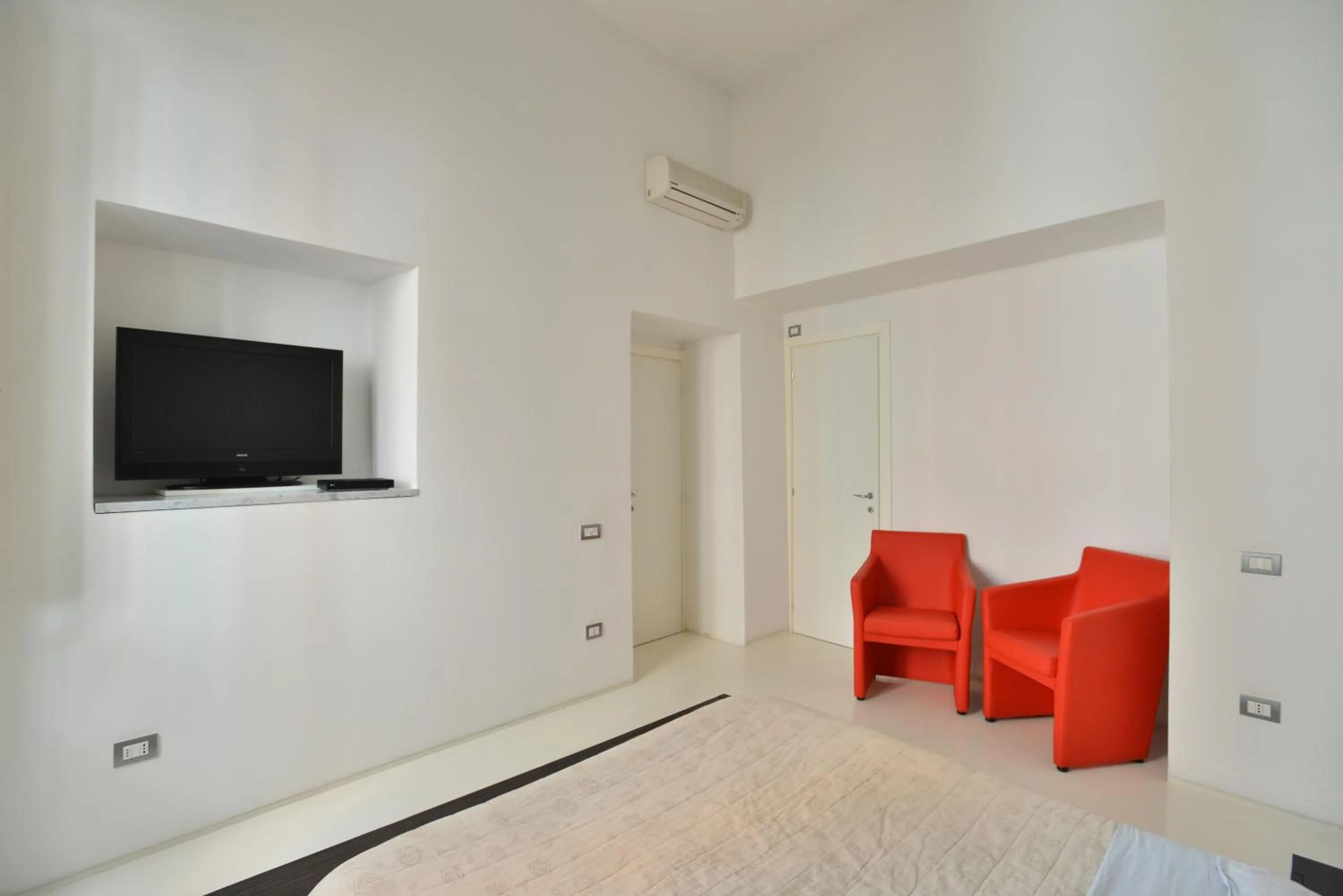 TV and multimedia, Bed in IzzHome Dsign