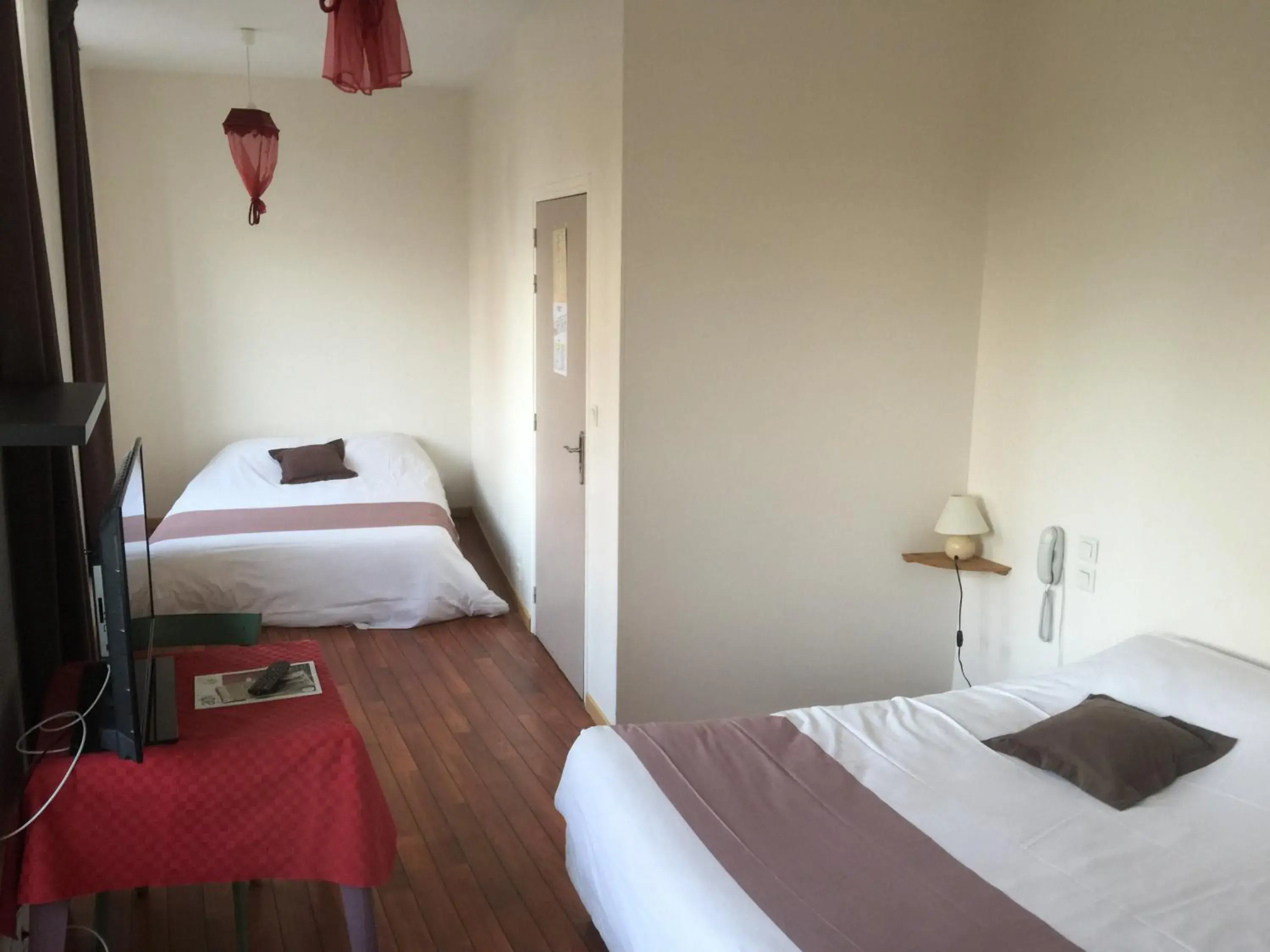 Quadruple Room in Au Père Tranquille Quadruple Room in Au Père Tranquille