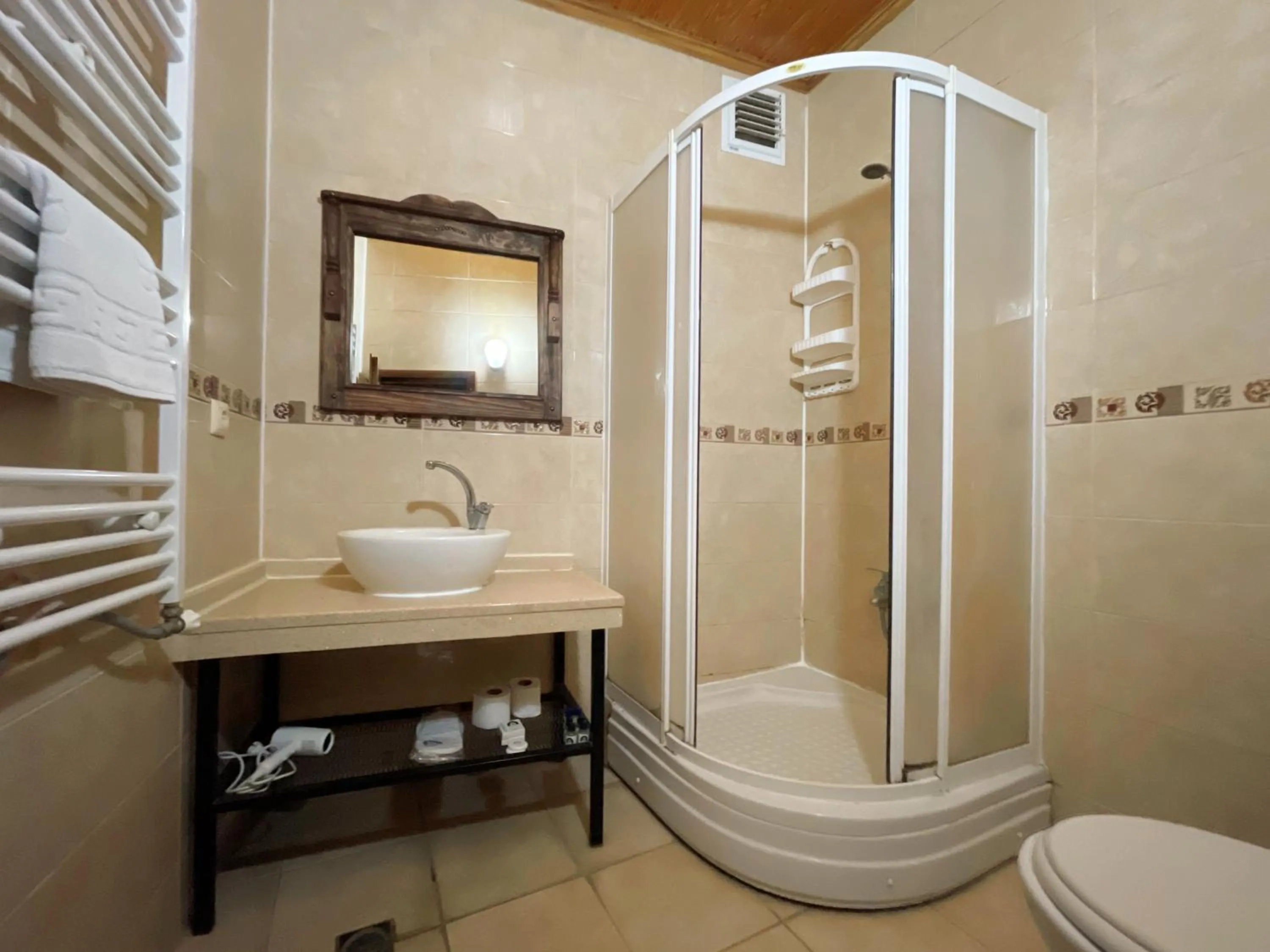 Bathroom in Gedik Cave Hotel