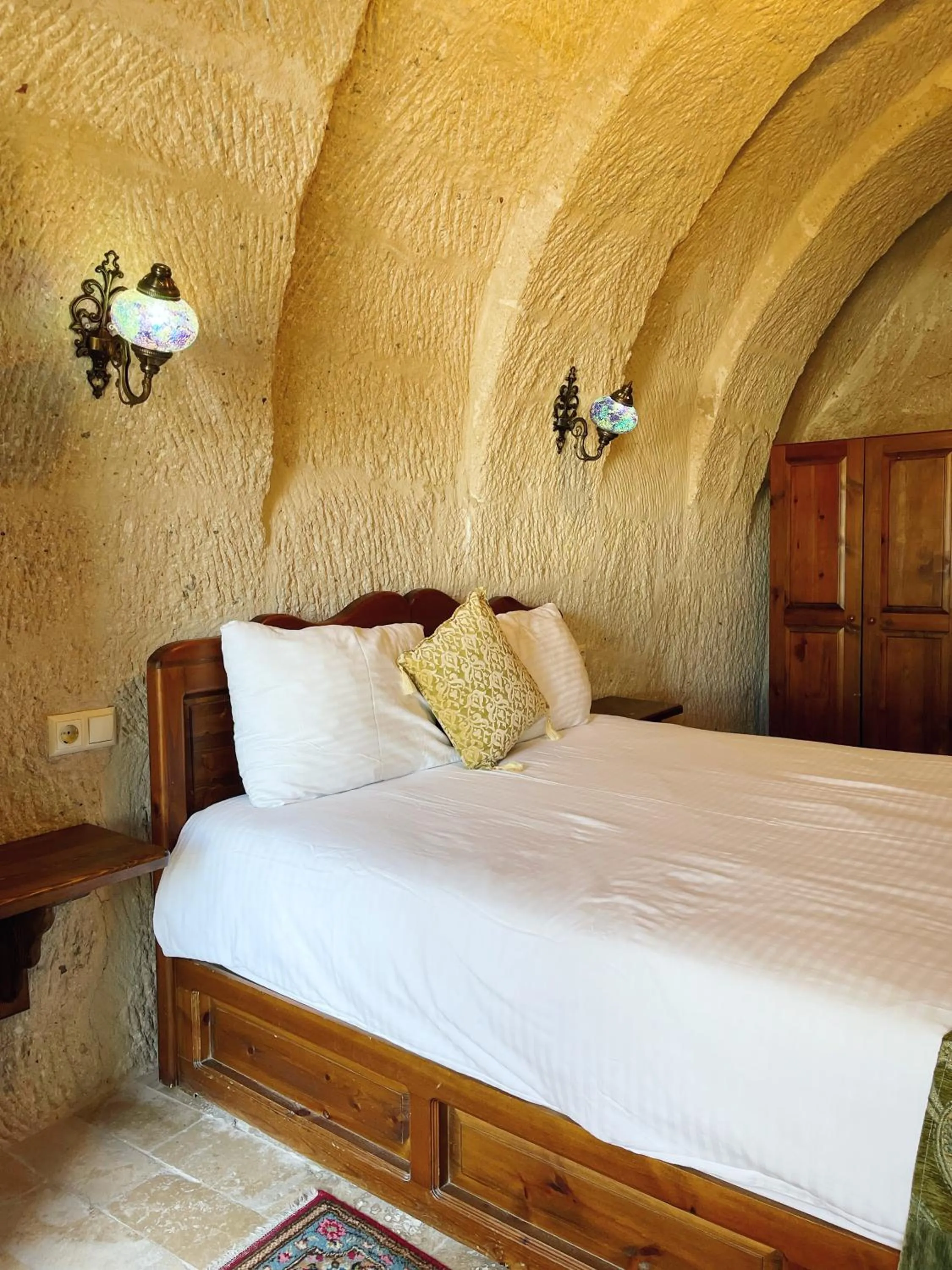 Bed in Gedik Cave Hotel