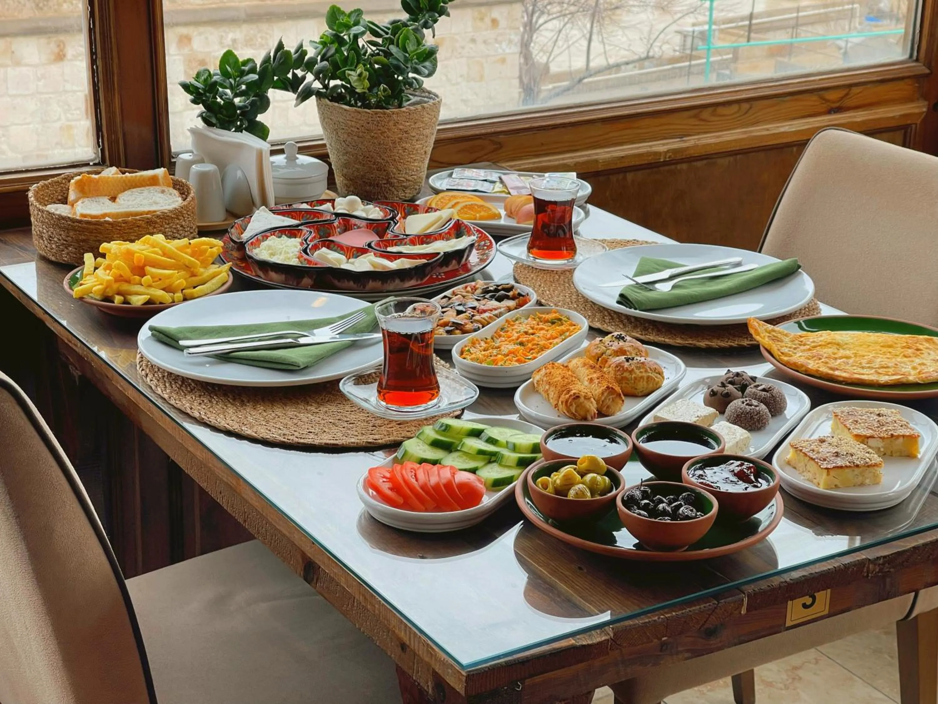 Restaurant/places to eat in Gedik Cave Hotel