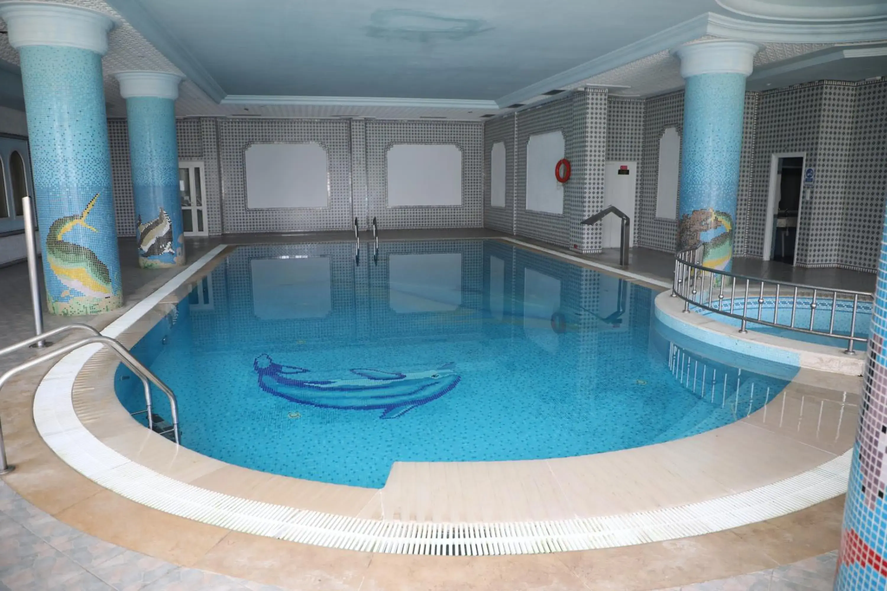 Swimming pool in Hotel Royal Jinene Sousse Swimming pool in Hotel Royal Jinene Sousse