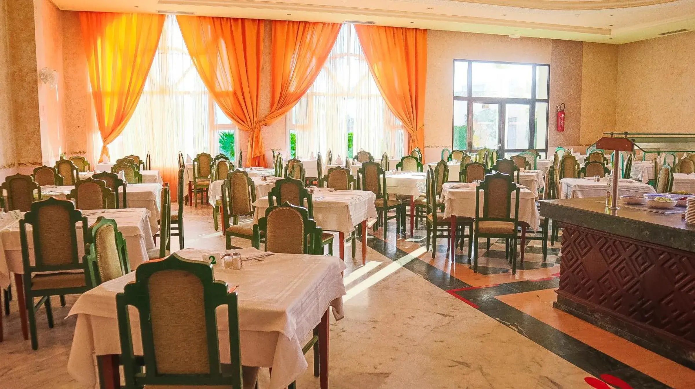 Restaurant/places to eat in Hotel Royal Jinene Sousse Restaurant/places to eat in Hotel Royal Jinene Sousse