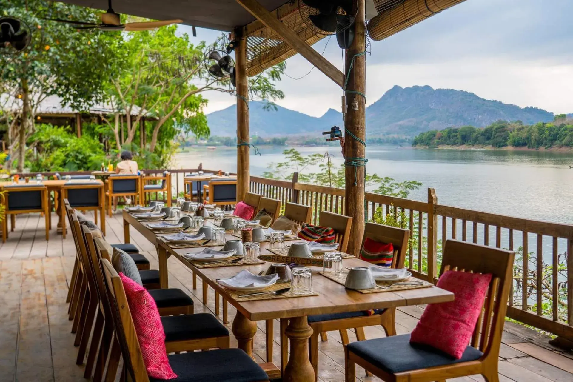 Restaurant/places to eat in Ock Pop Tok Mekong Villa Restaurant/places to eat in Ock Pop Tok Mekong Villa