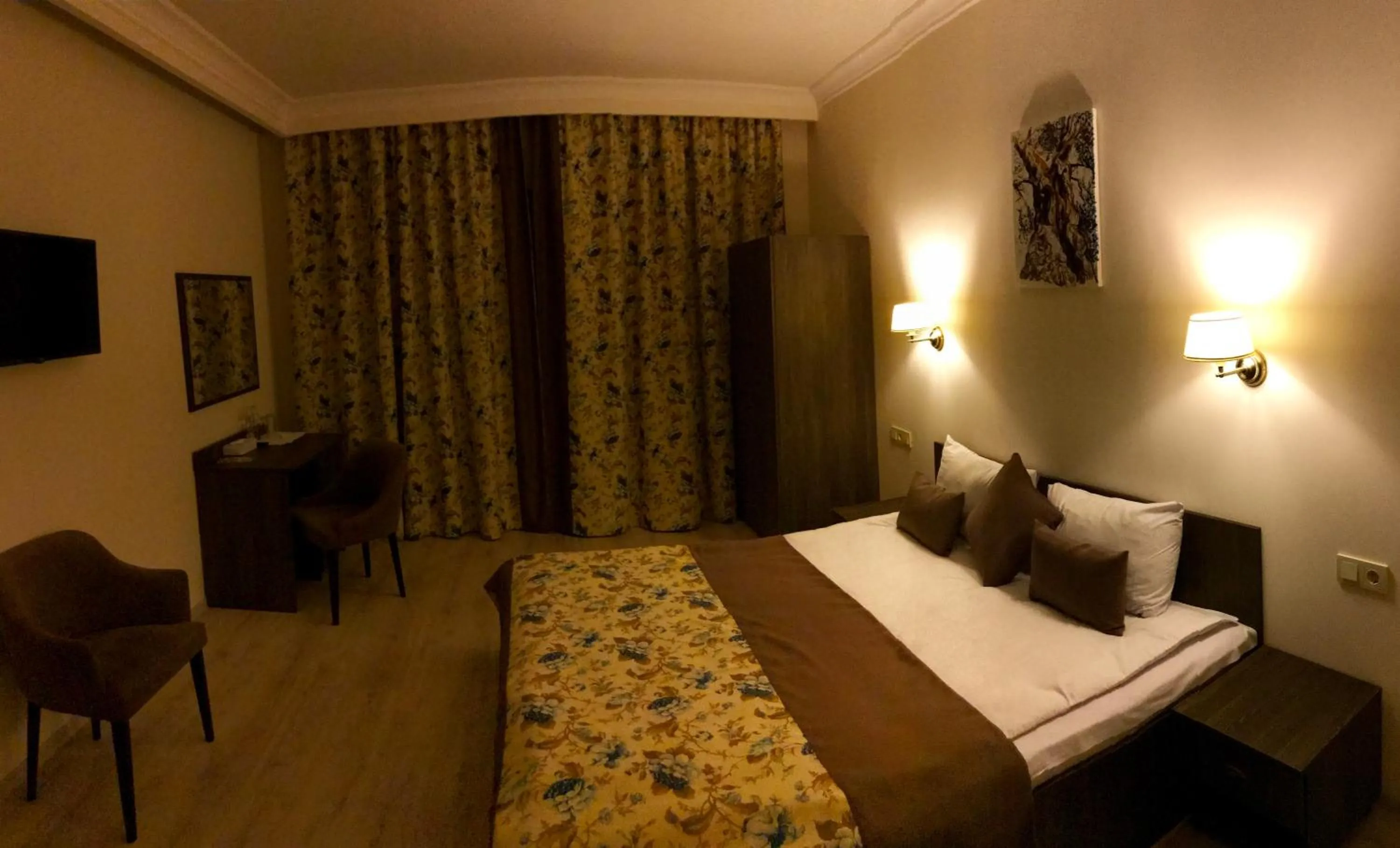 Bed in Non-stop hotel