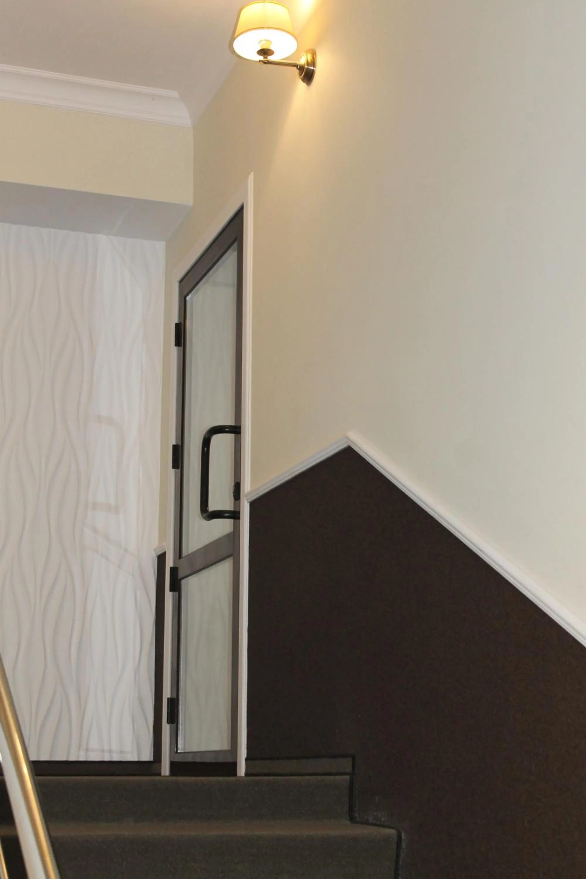 Other in Non-stop hotel