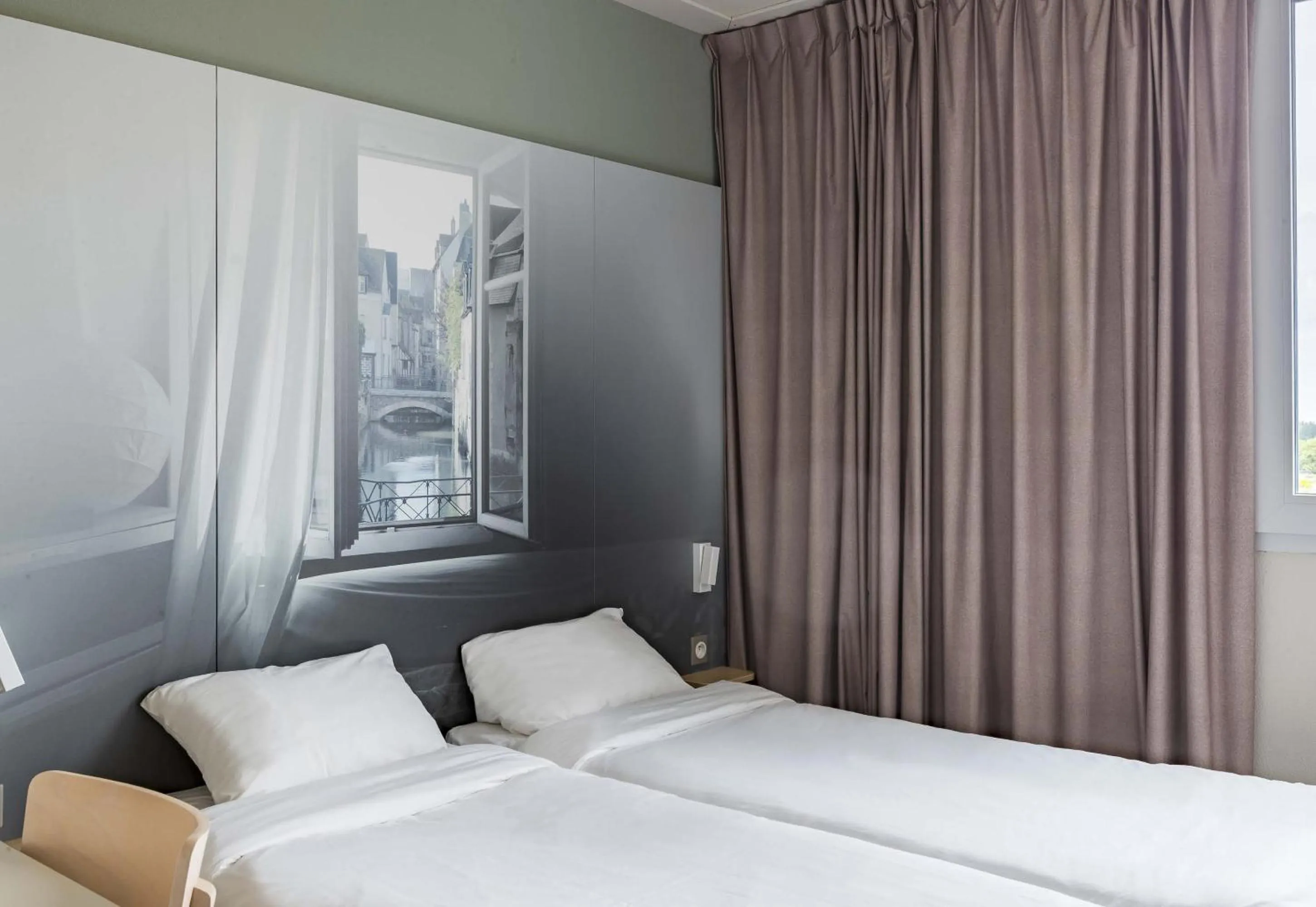 Bedroom, Bed in B&B HOTEL Montargis-Amilly