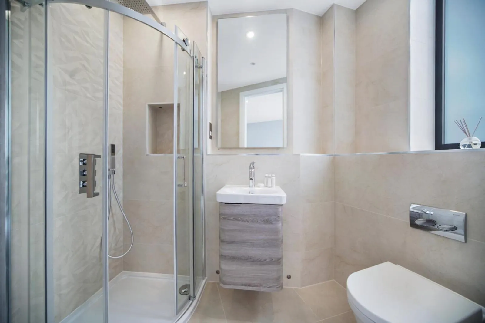 Bathroom in Lux Apartments in Fulham