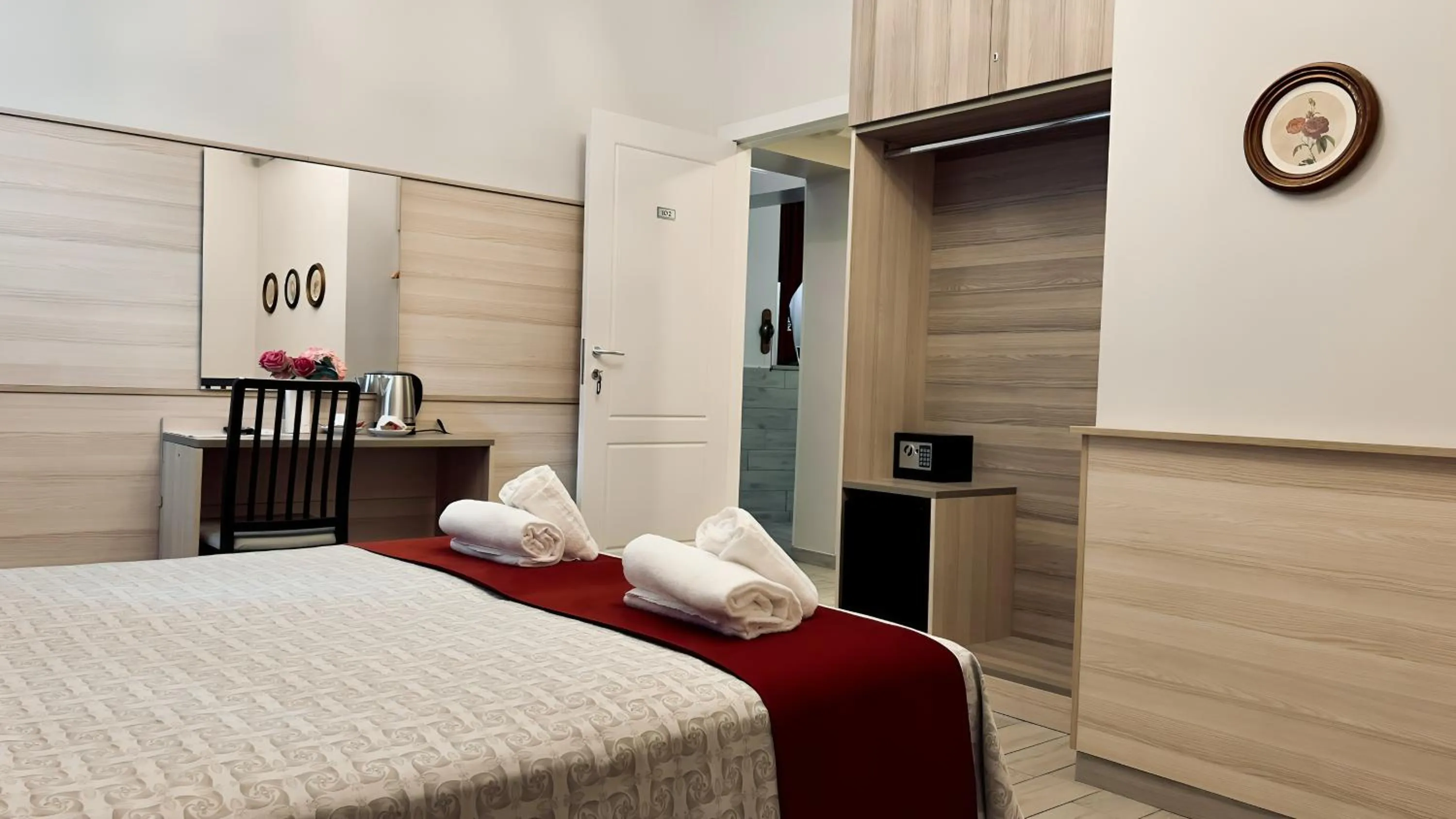 Bedroom, Bed in Hotel Balilla