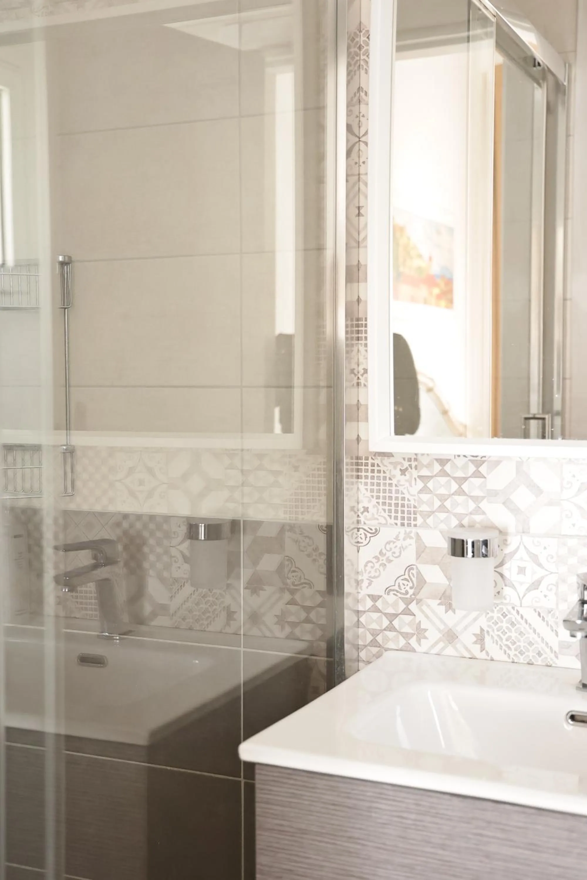 Shower in Hotel Terme Oriente - Beach & SPA