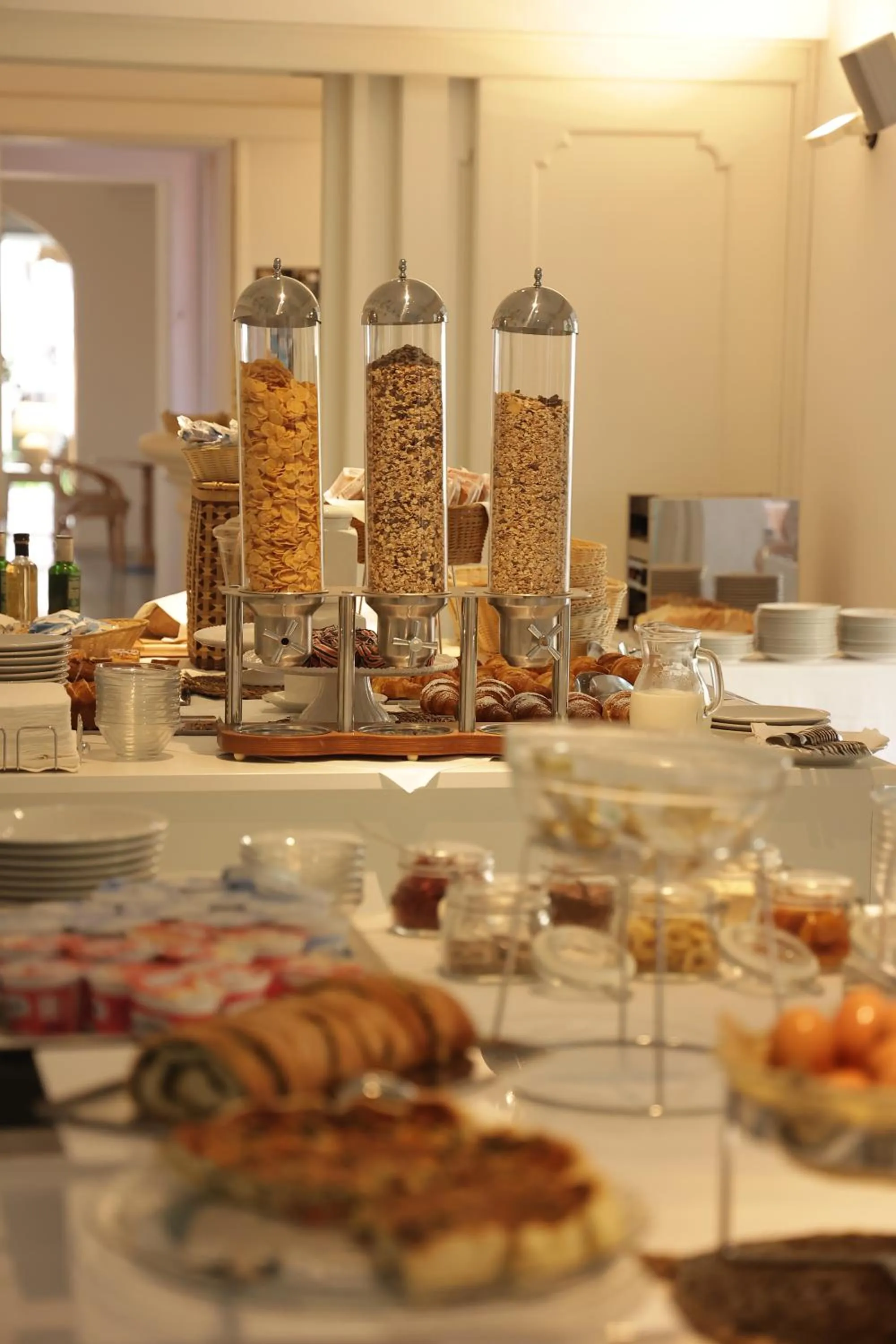 Food and drinks in Hotel Terme Oriente - Beach & SPA