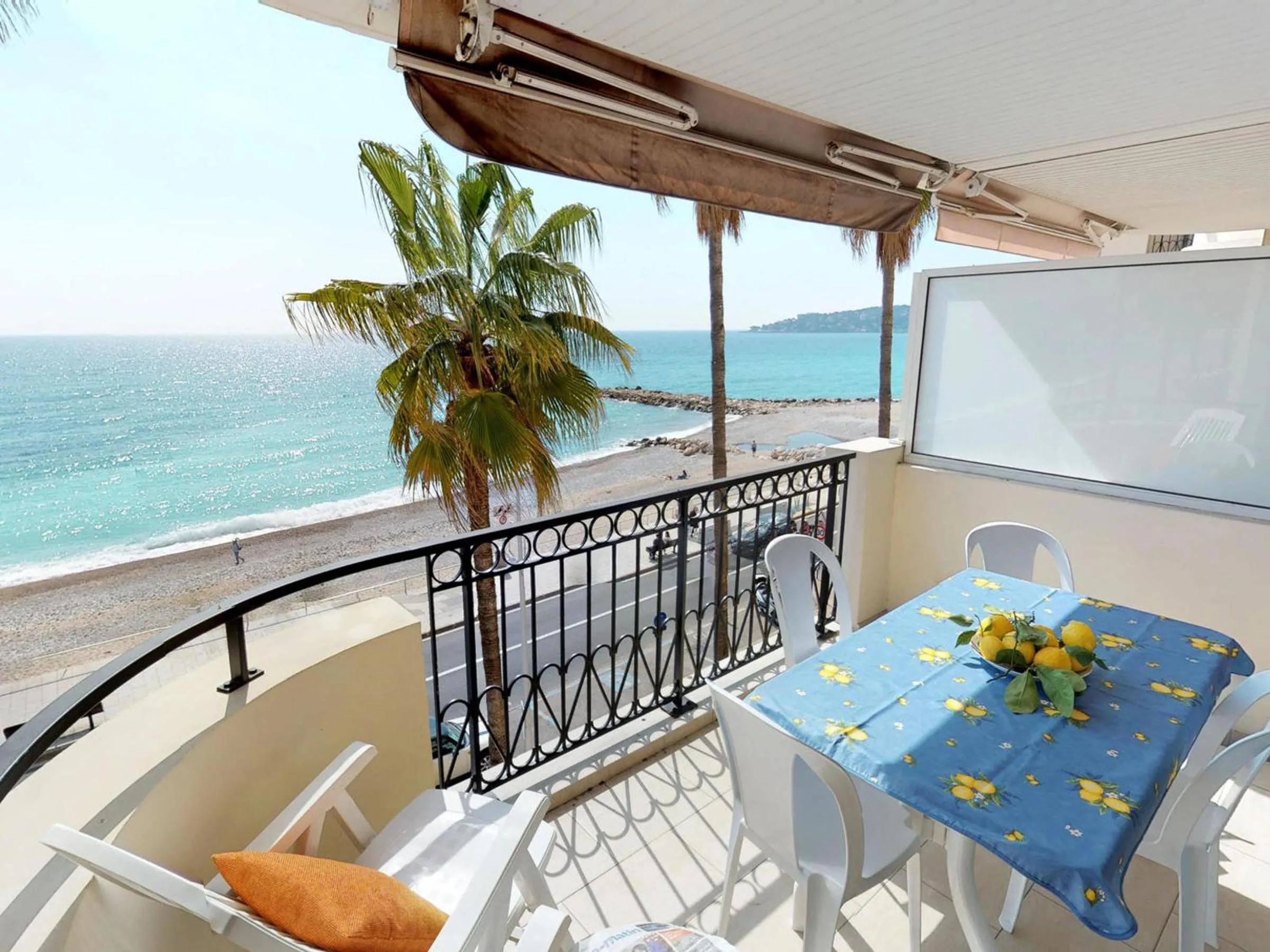 Superbe 3P en bord de mer avec terrasse et garage à Menton - FR-1-196-248