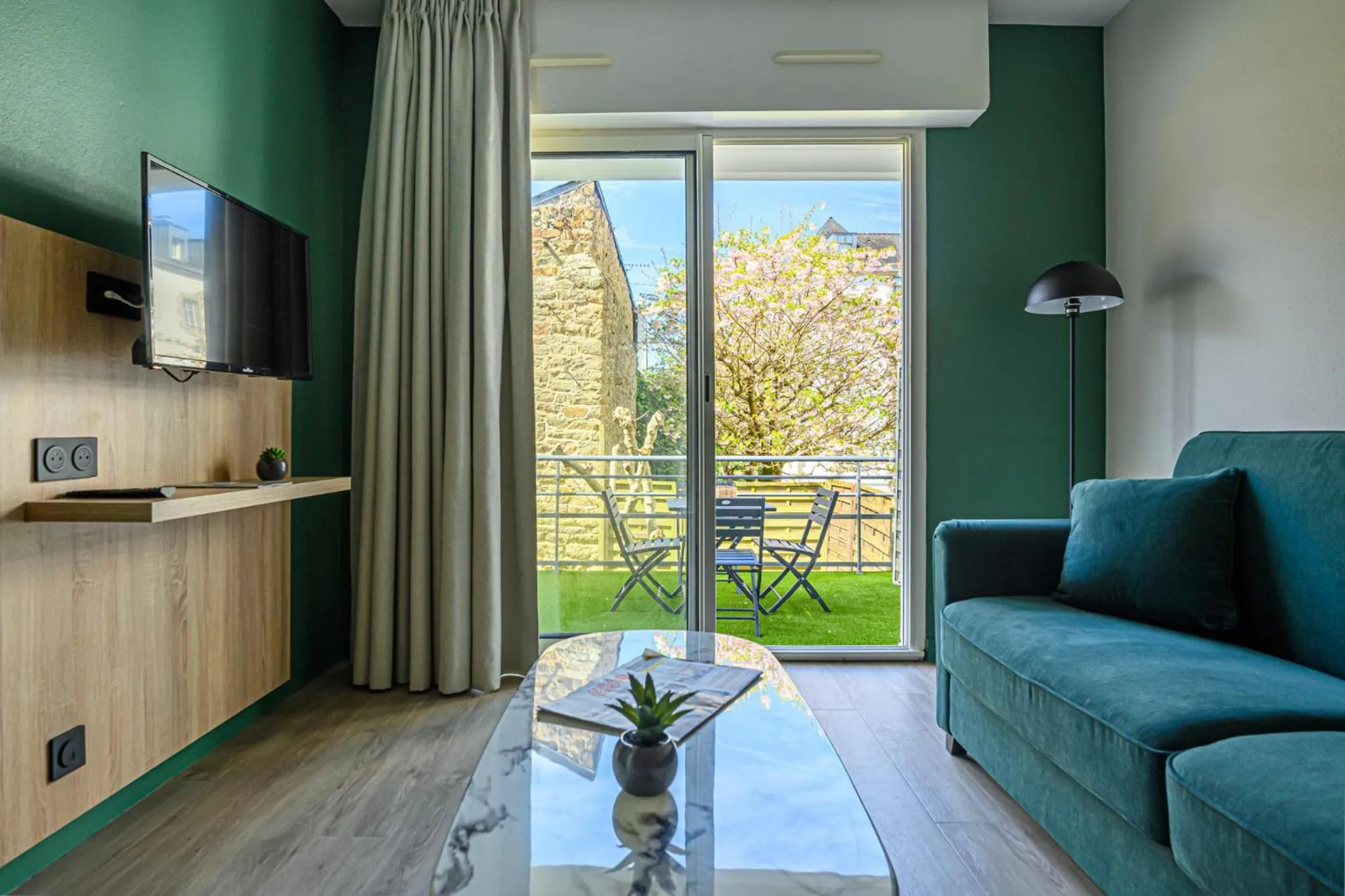 Living room in Appart Hôtel Le Liberté Vannes Centre-Ville