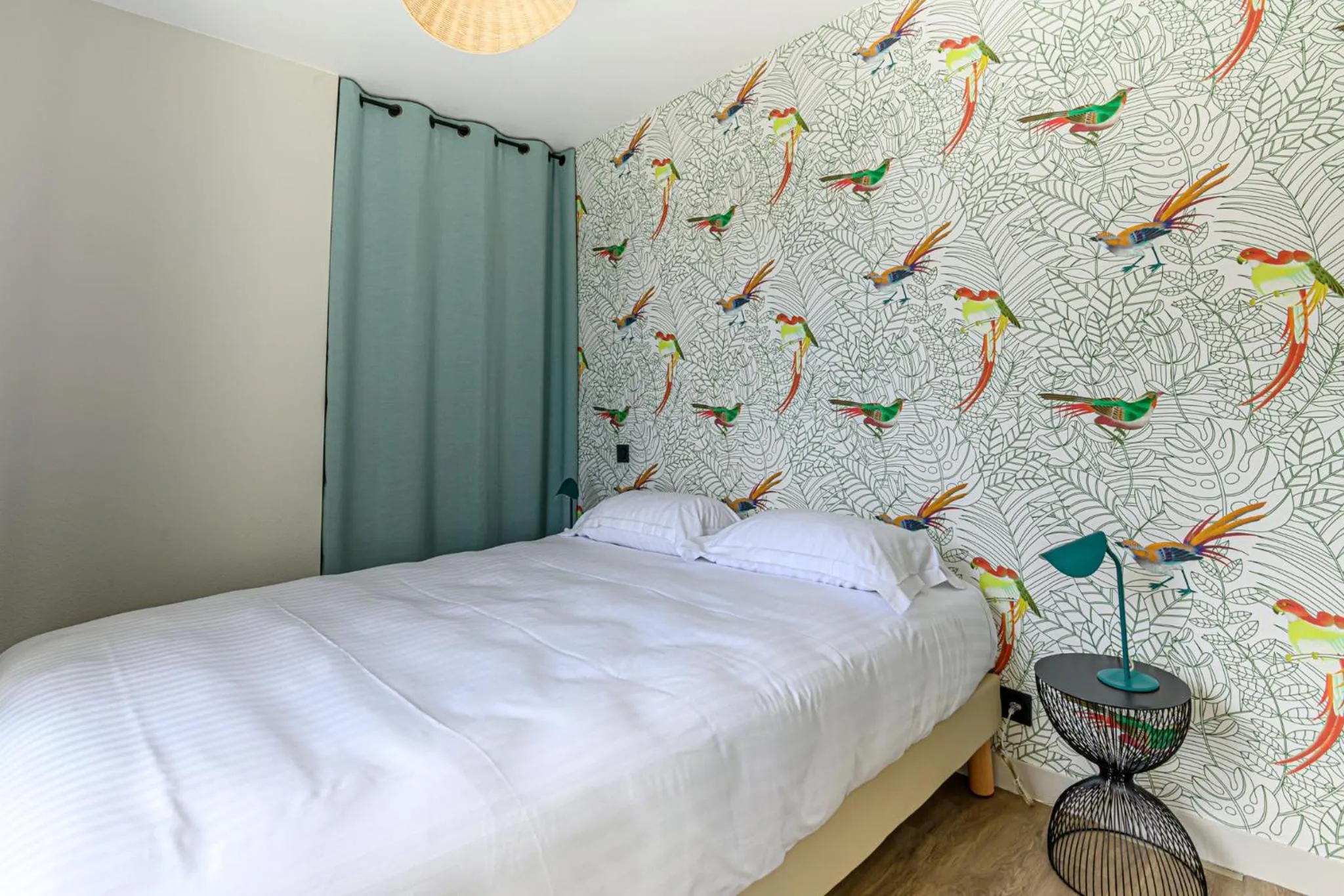 Bed in Appart Hôtel Le Liberté Vannes Centre-Ville