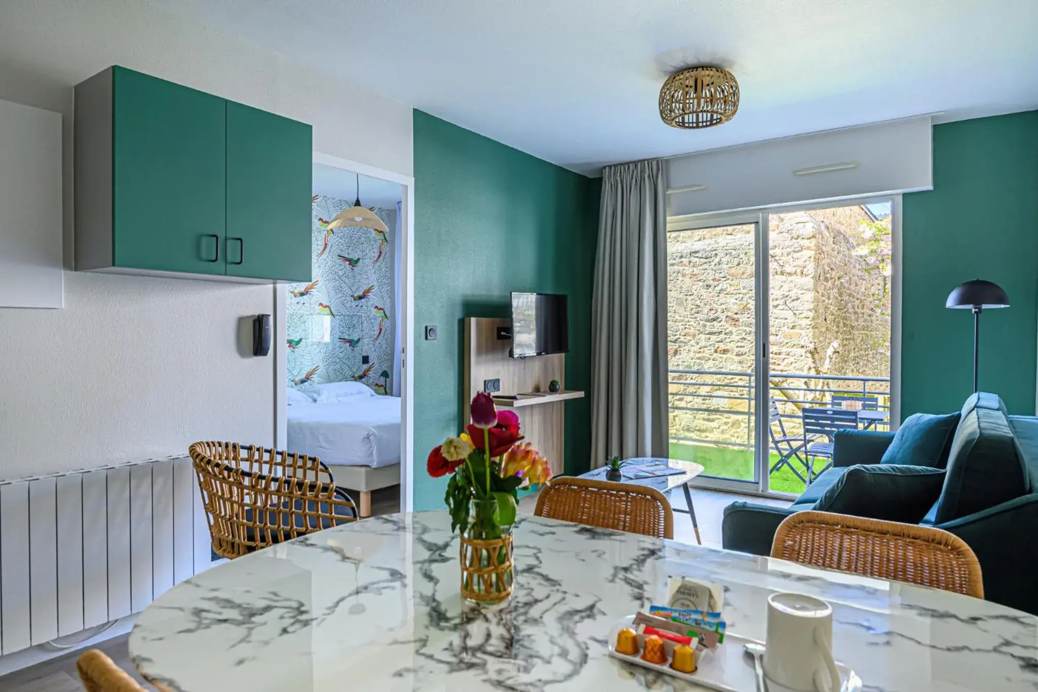 Living room in Appart Hôtel Le Liberté Vannes Centre-Ville Living room in Appart Hôtel Le Liberté Vannes Centre-Ville