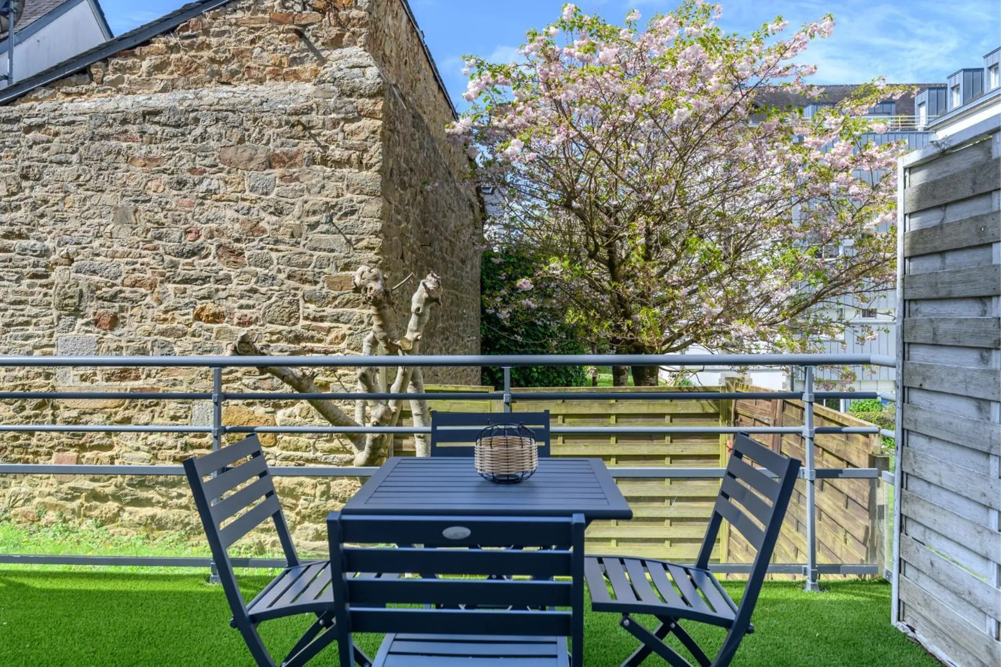 Balcony/Terrace in Appart Hôtel Le Liberté Vannes Centre-Ville