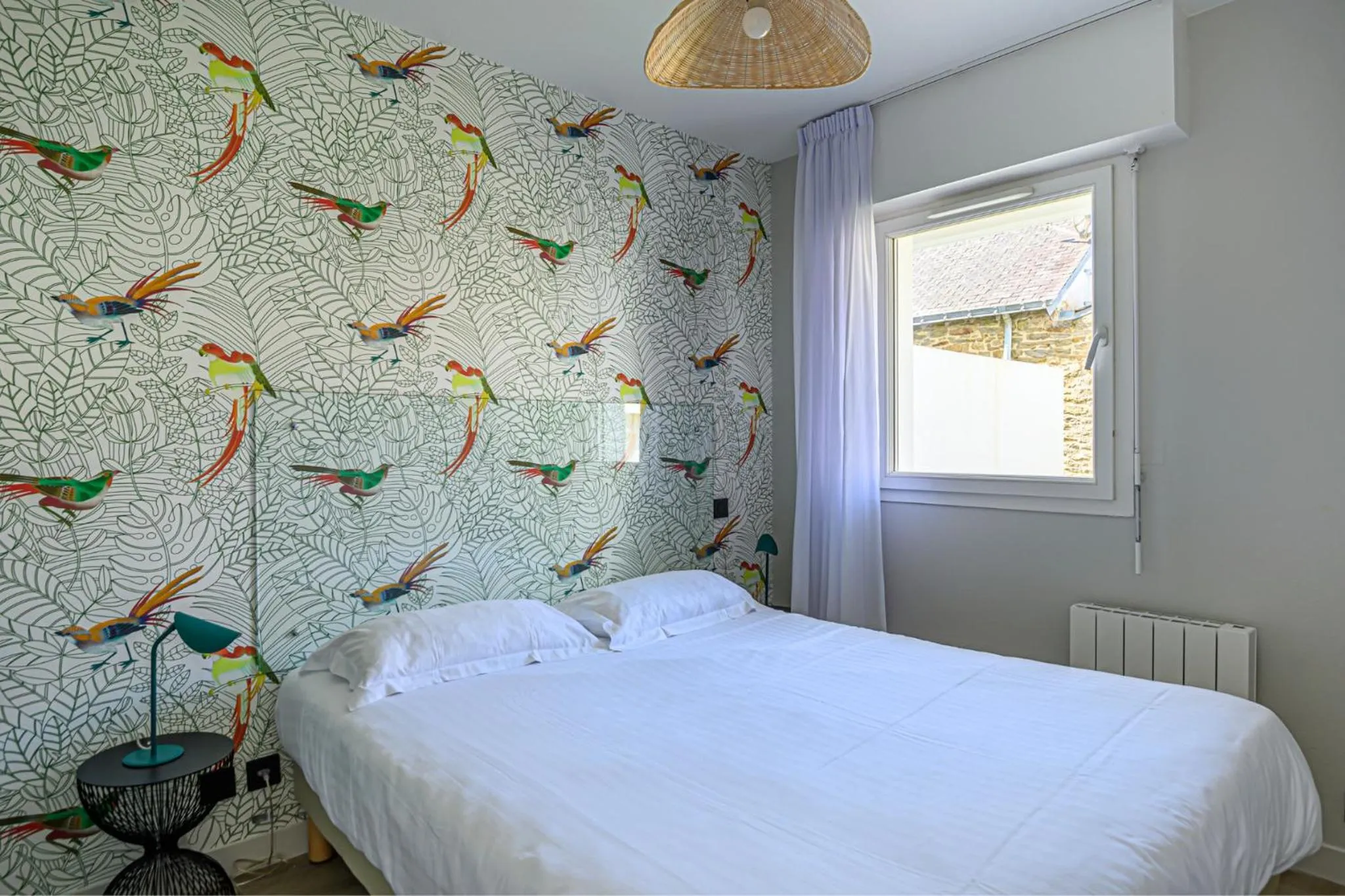 Bedroom, Bed in Appart Hôtel Le Liberté Vannes Centre-Ville