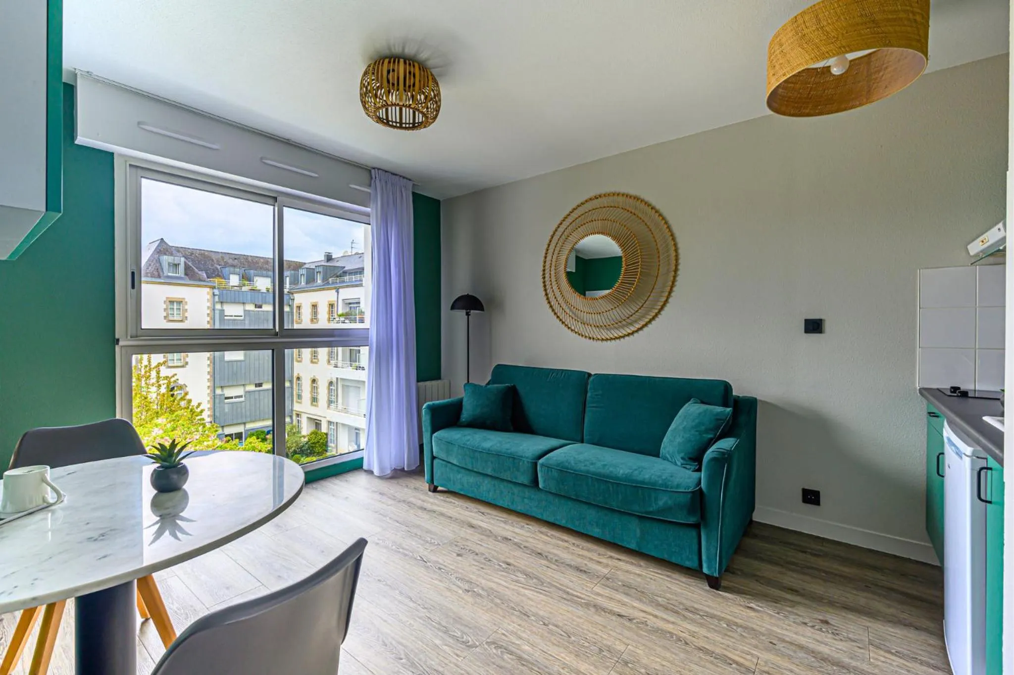 Living room in Appart Hôtel Le Liberté Vannes Centre-Ville