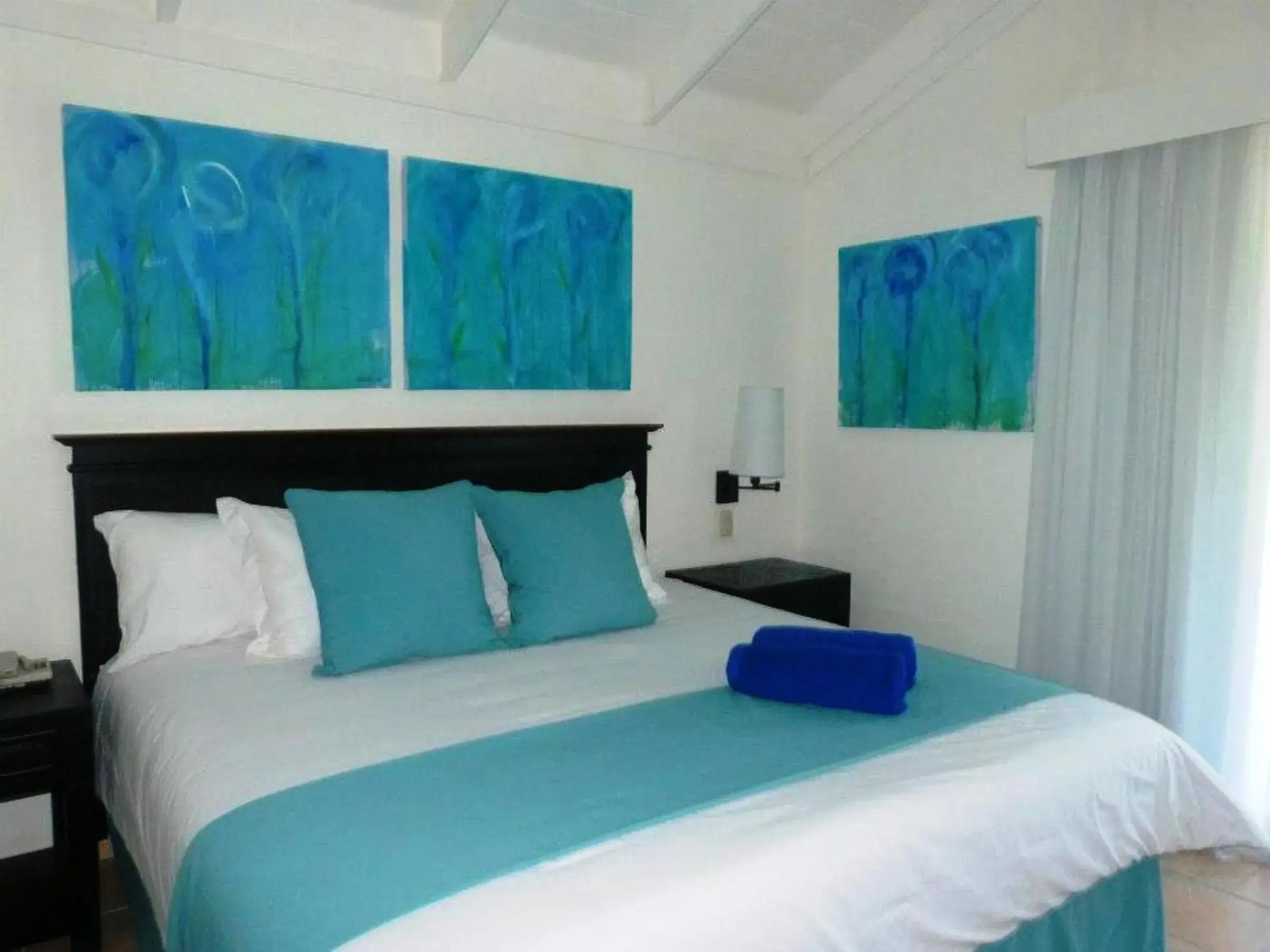 Bed in Blue JackTar Bed in Blue JackTar