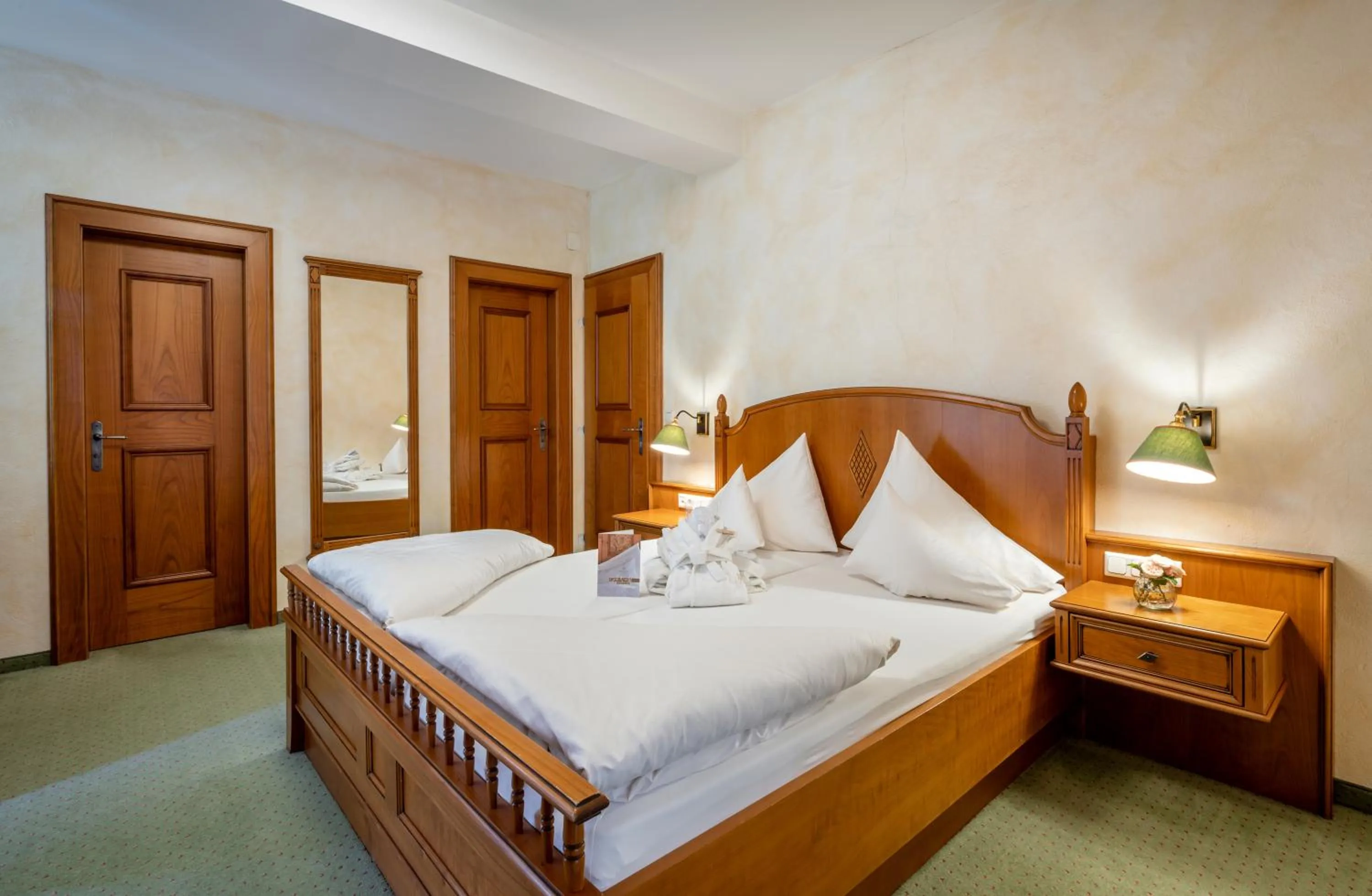 Bedroom, Bed in Postschlössl