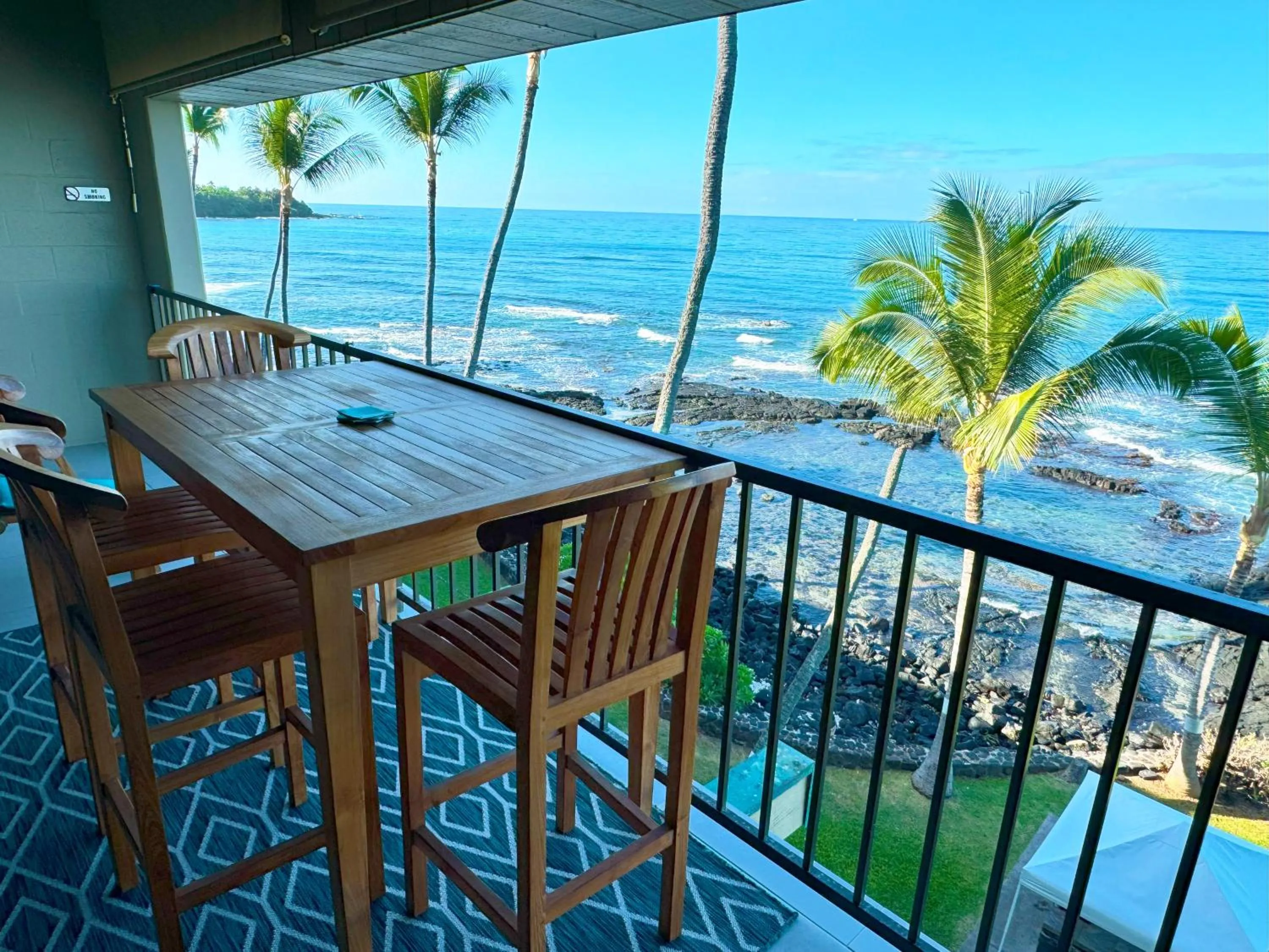 Balcony/Terrace in Oceanfront Luxury Condo