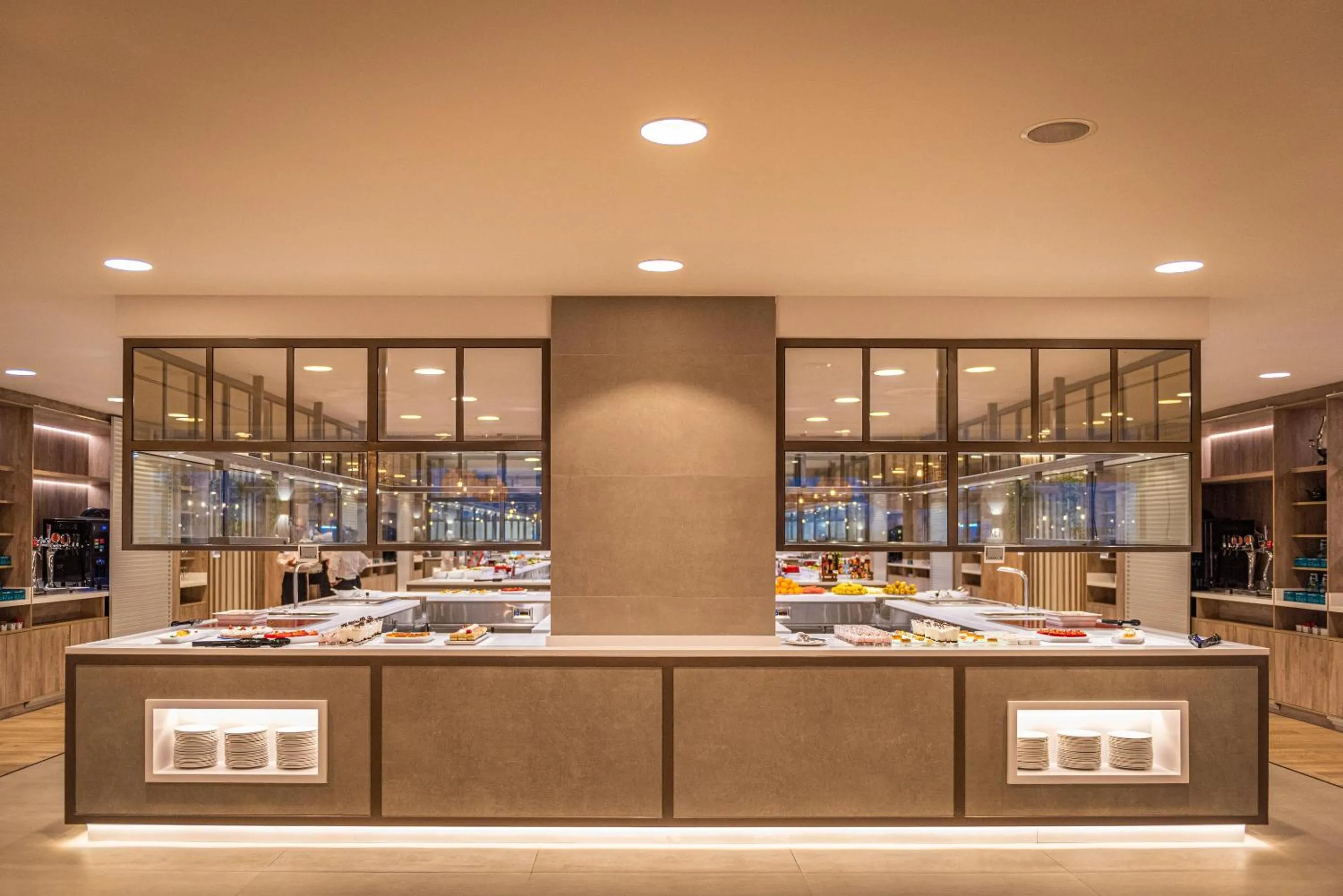 Restaurant/places to eat in Tabaiba Princess