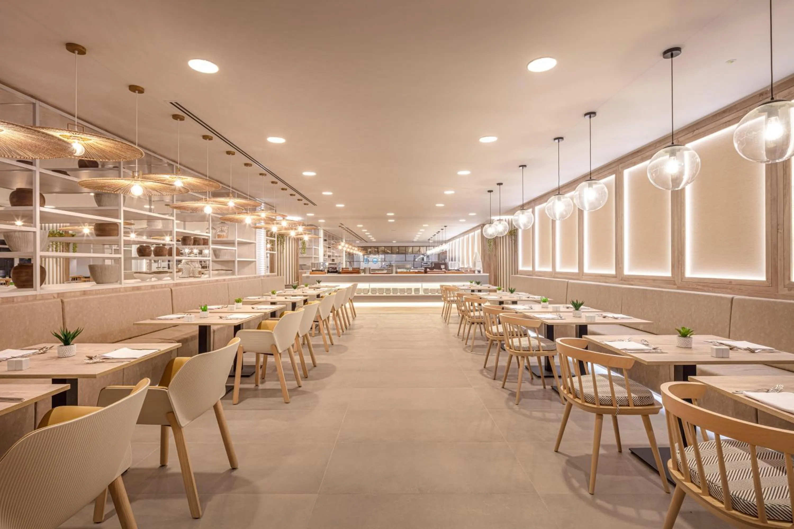 Restaurant/places to eat in Tabaiba Princess