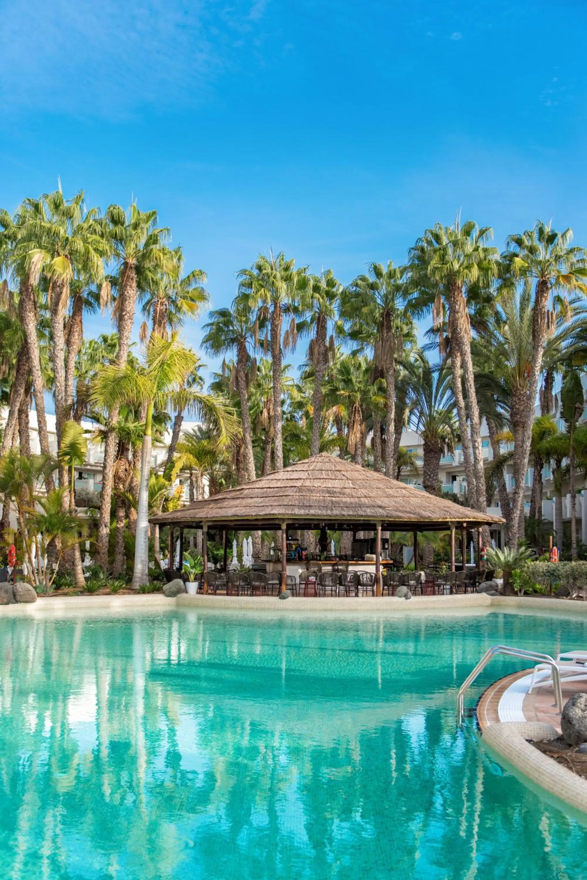 Swimming pool in Tabaiba Princess