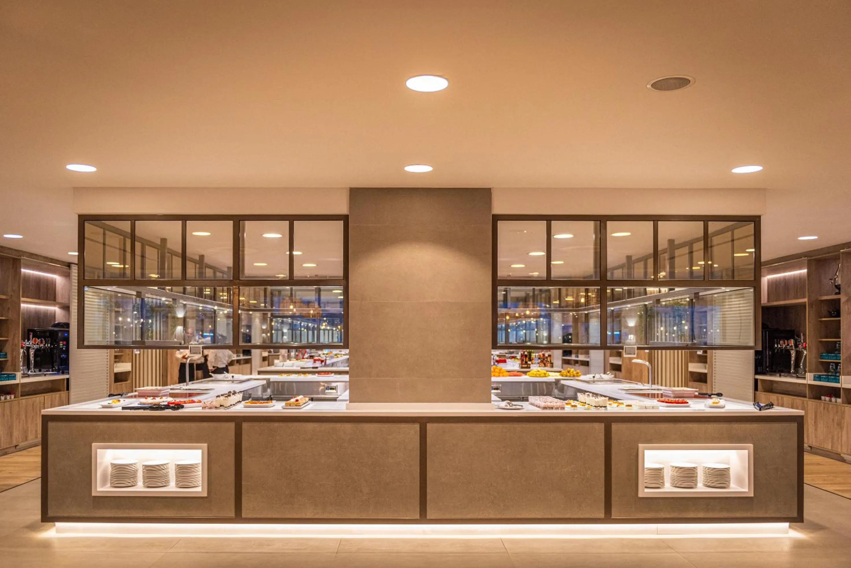 Restaurant/places to eat in Tabaiba Princess