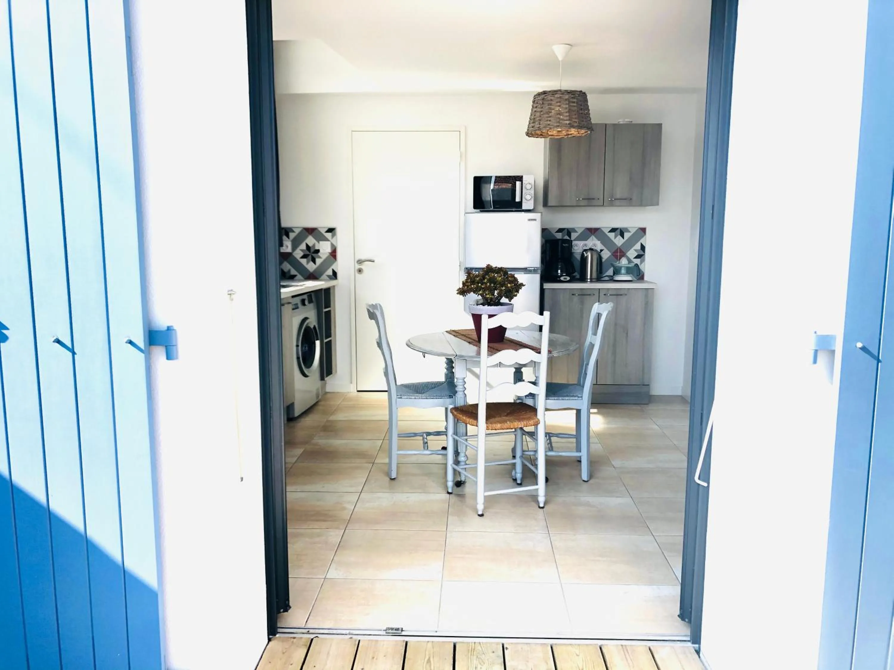 Coffee/tea facilities in Clos des Aigrettes -6 Gîtes de charme et confort à 30m du Port de La Cotinière