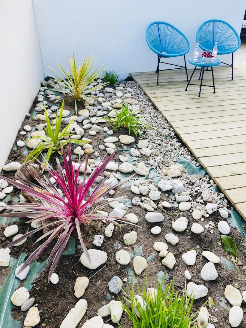 Patio in Clos des Aigrettes -6 Gîtes de charme et confort à 30m du Port de La Cotinière