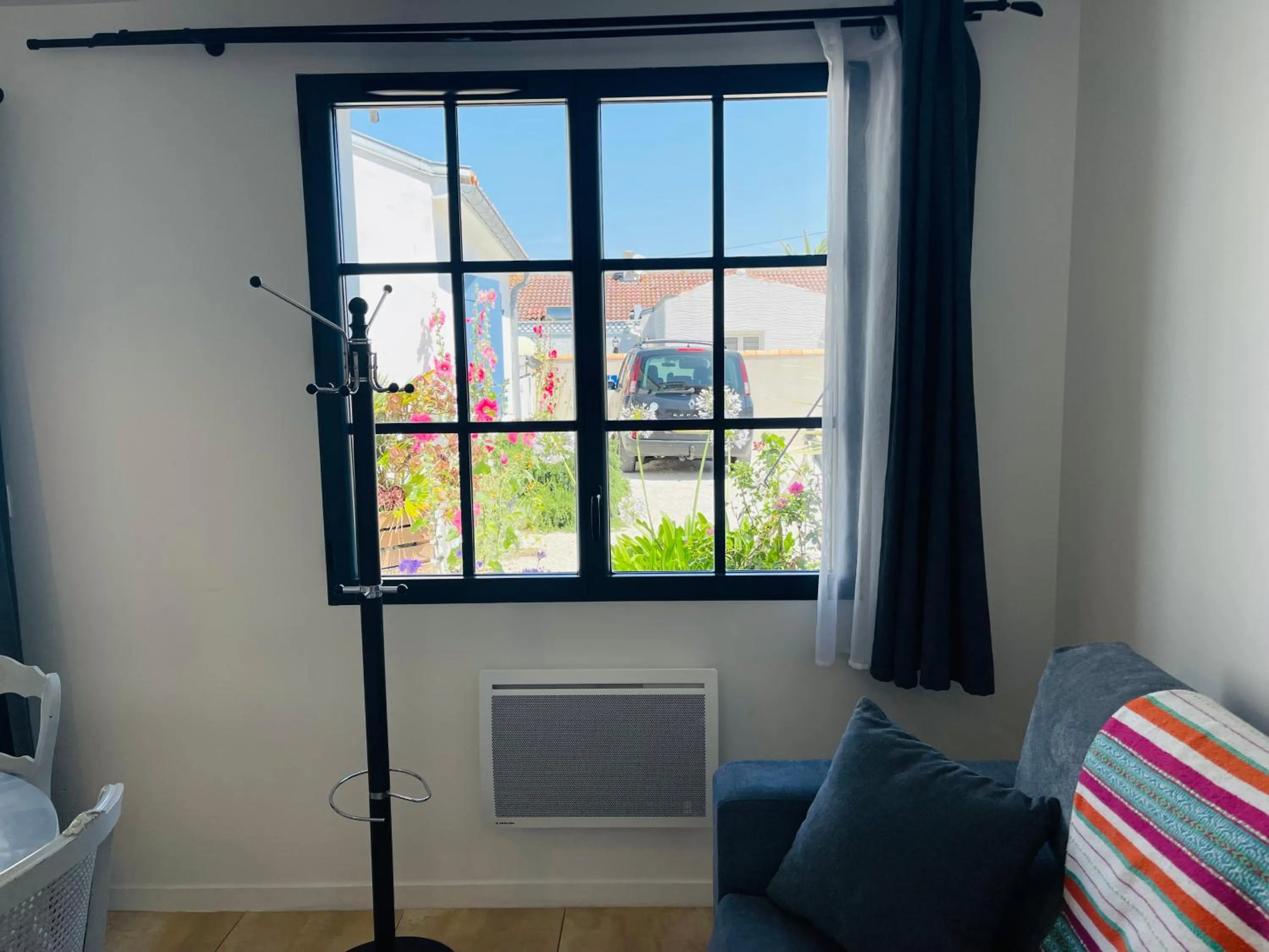Living room in Clos des Aigrettes -6 Gîtes de charme et confort à 30m du Port de La Cotinière