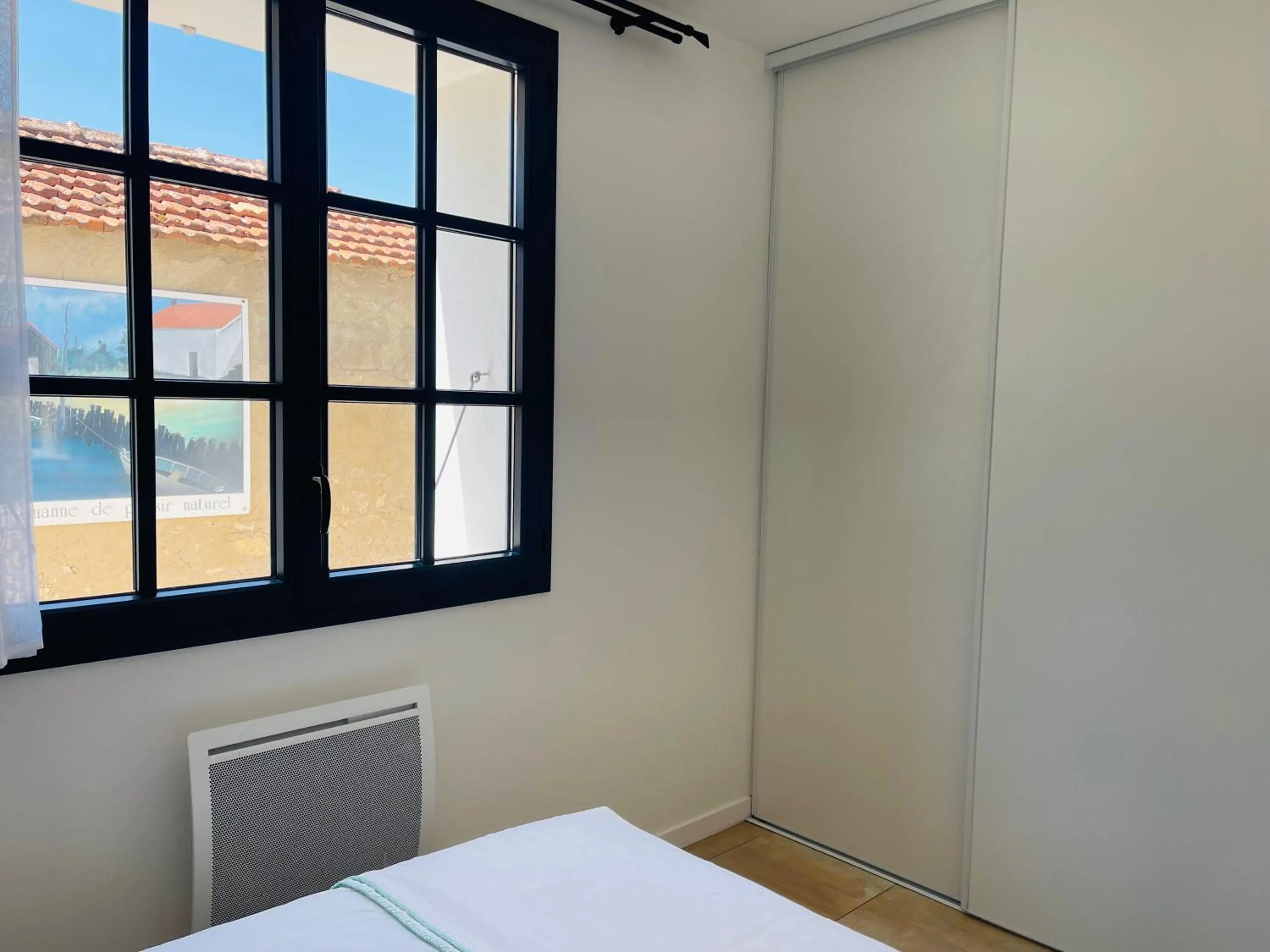 Bed in Clos des Aigrettes -6 Gîtes de charme et confort à 30m du Port de La Cotinière