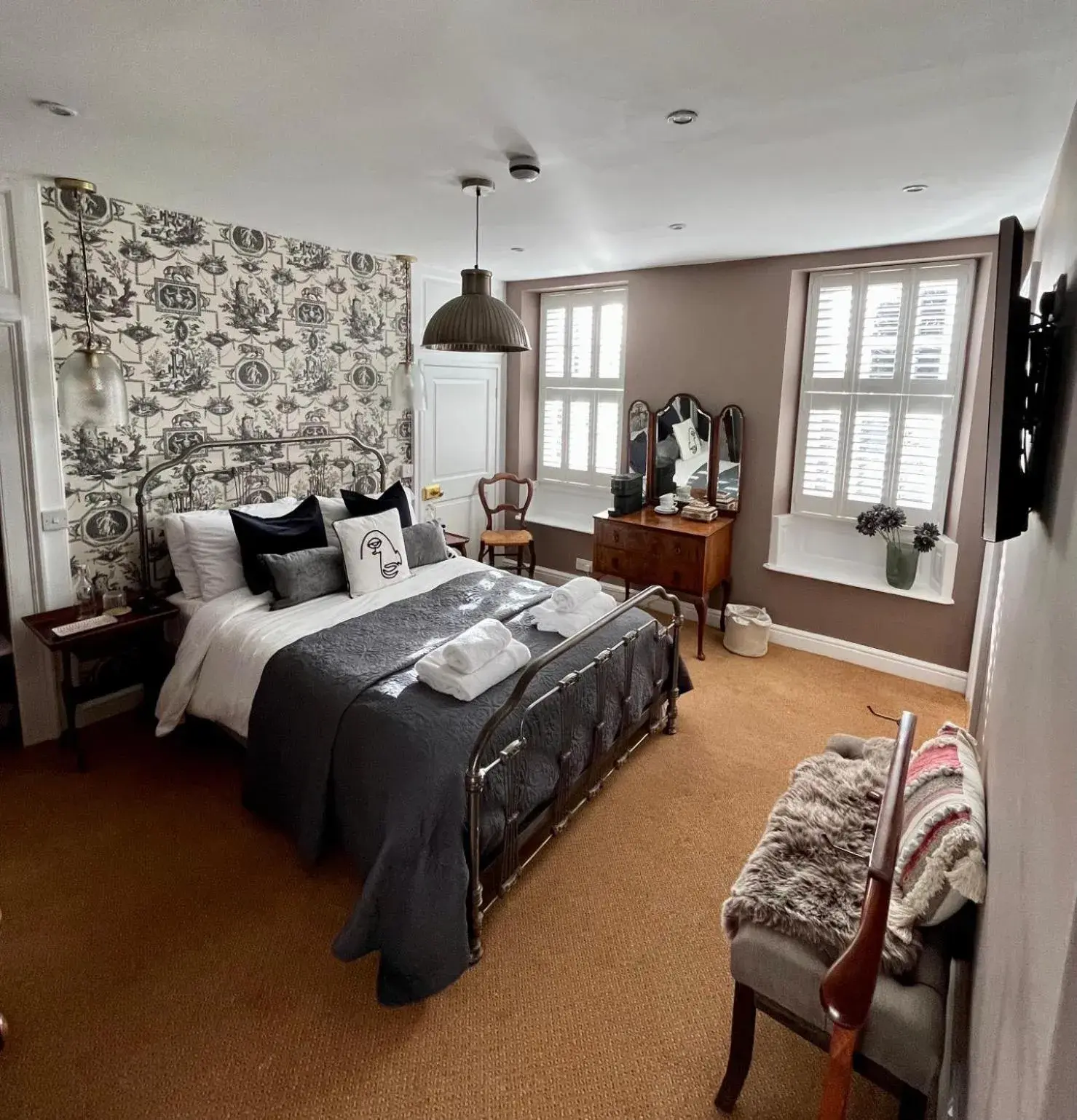 Deluxe Double Room - single occupancy - Non Pet Friendly in The Three Tuns Deluxe Double Room - single occupancy - Non Pet Friendly in The Three Tuns