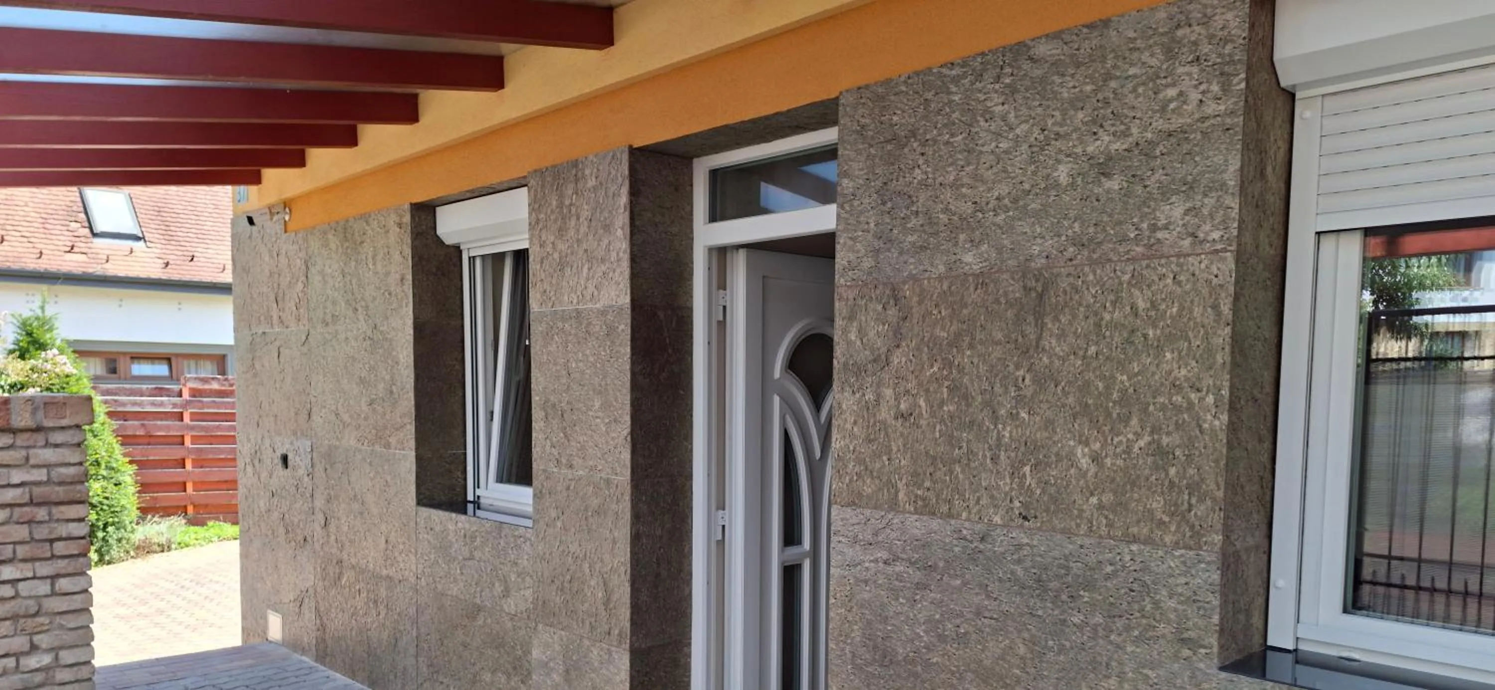 Facade/entrance in Aranyhal Apartman