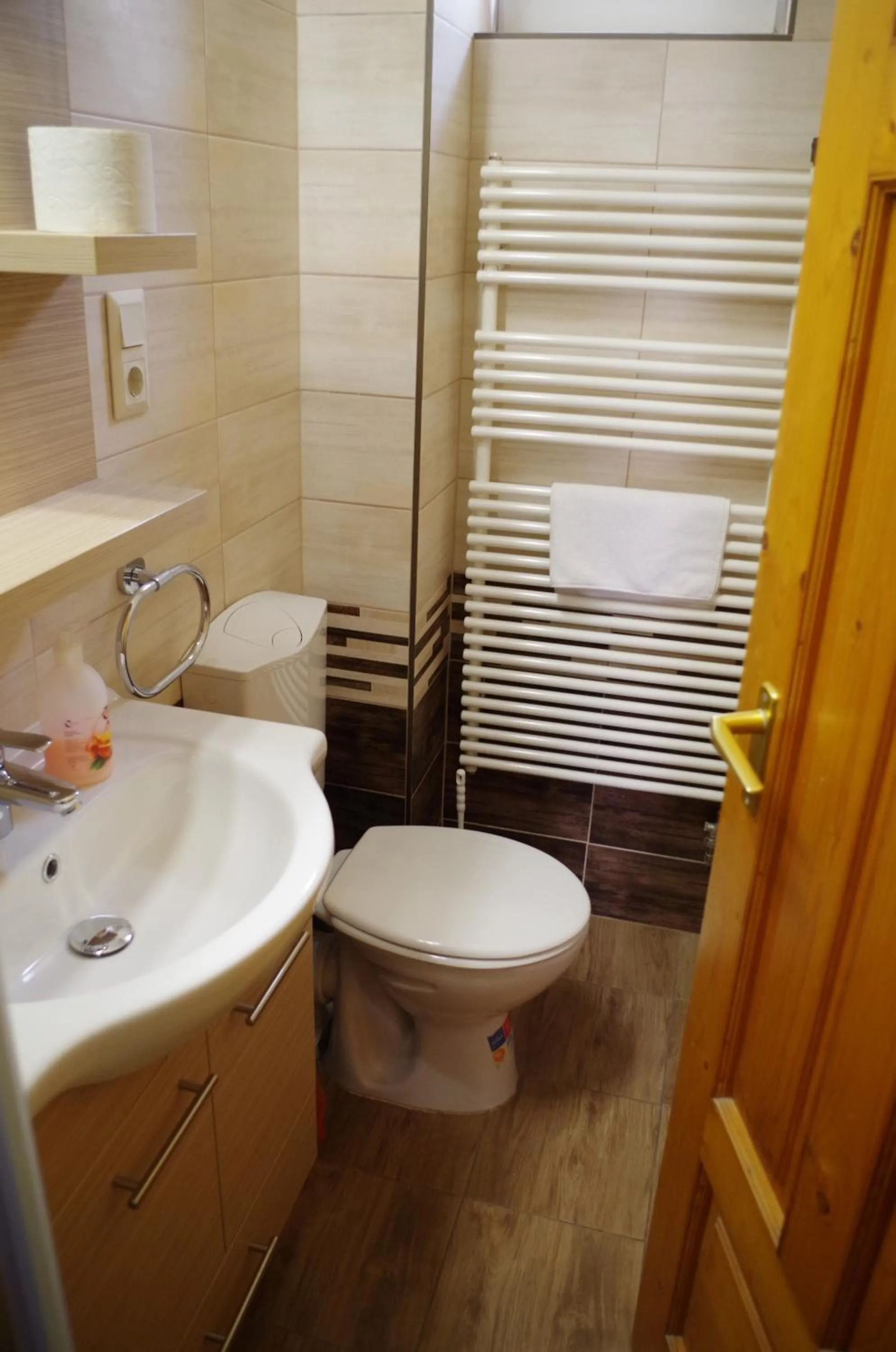 Bathroom in Aranyhal Apartman