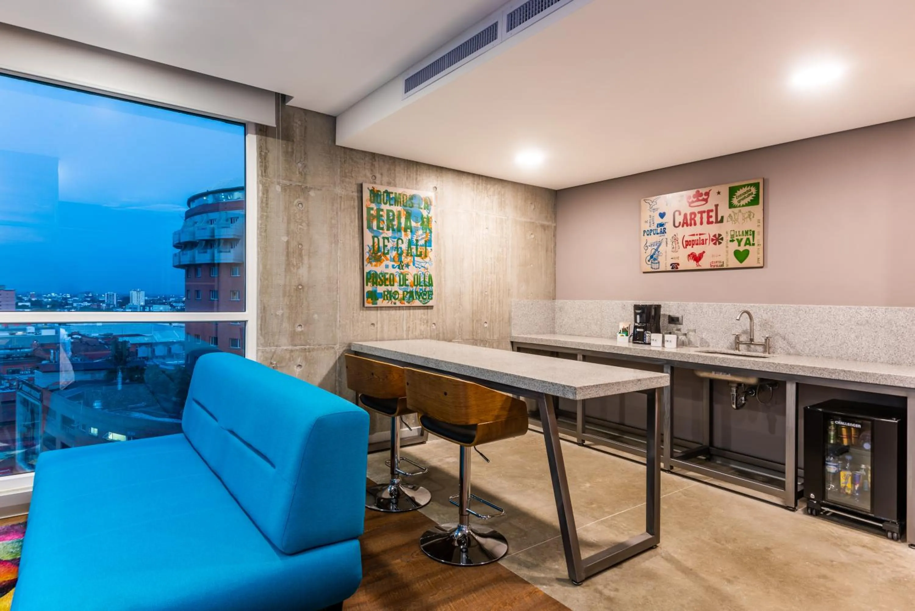 Living room in Hotel Spirito by Spiwak Chipichape