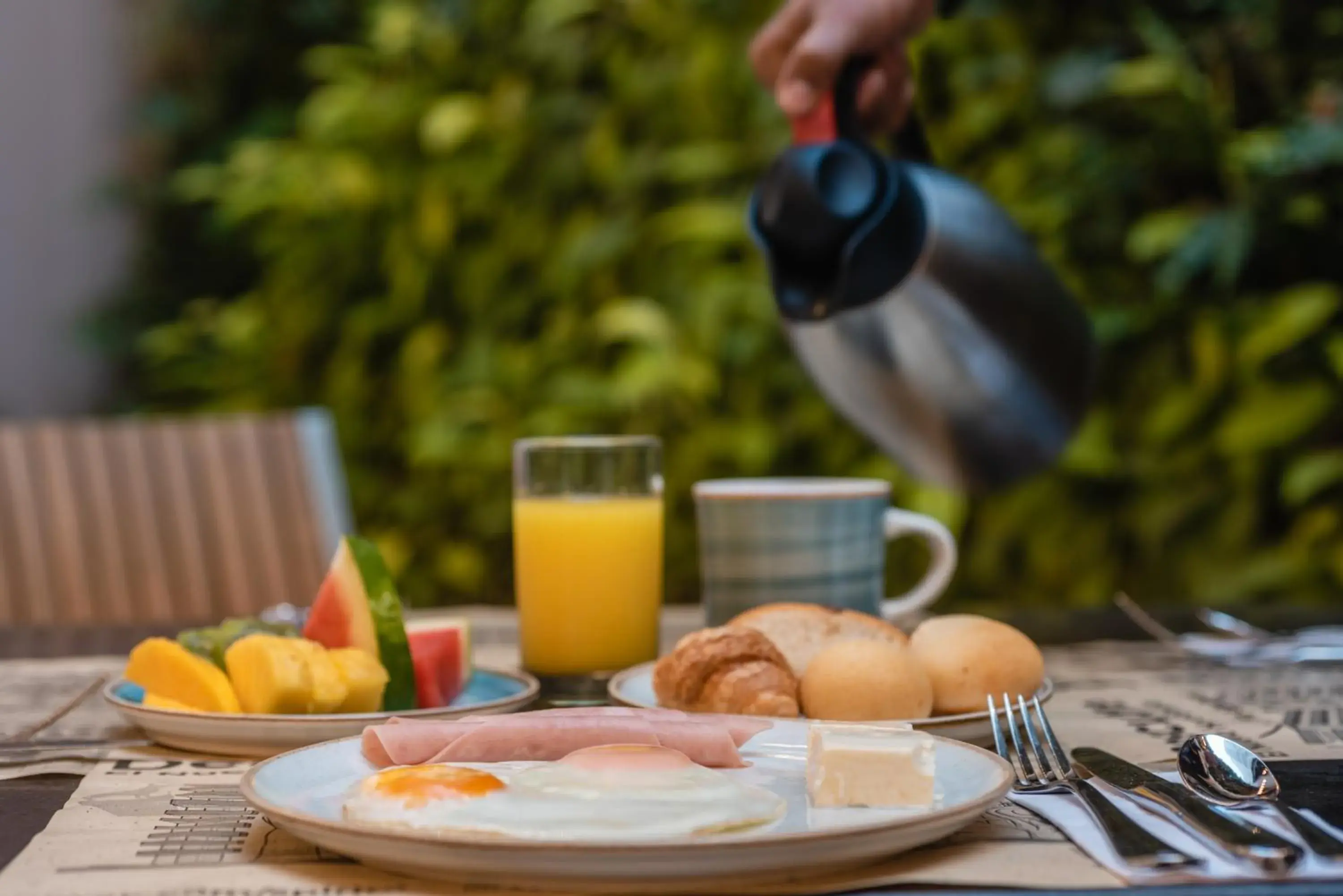 Food and drinks in Hotel Spirito by Spiwak Chipichape Food and drinks in Hotel Spirito by Spiwak Chipichape