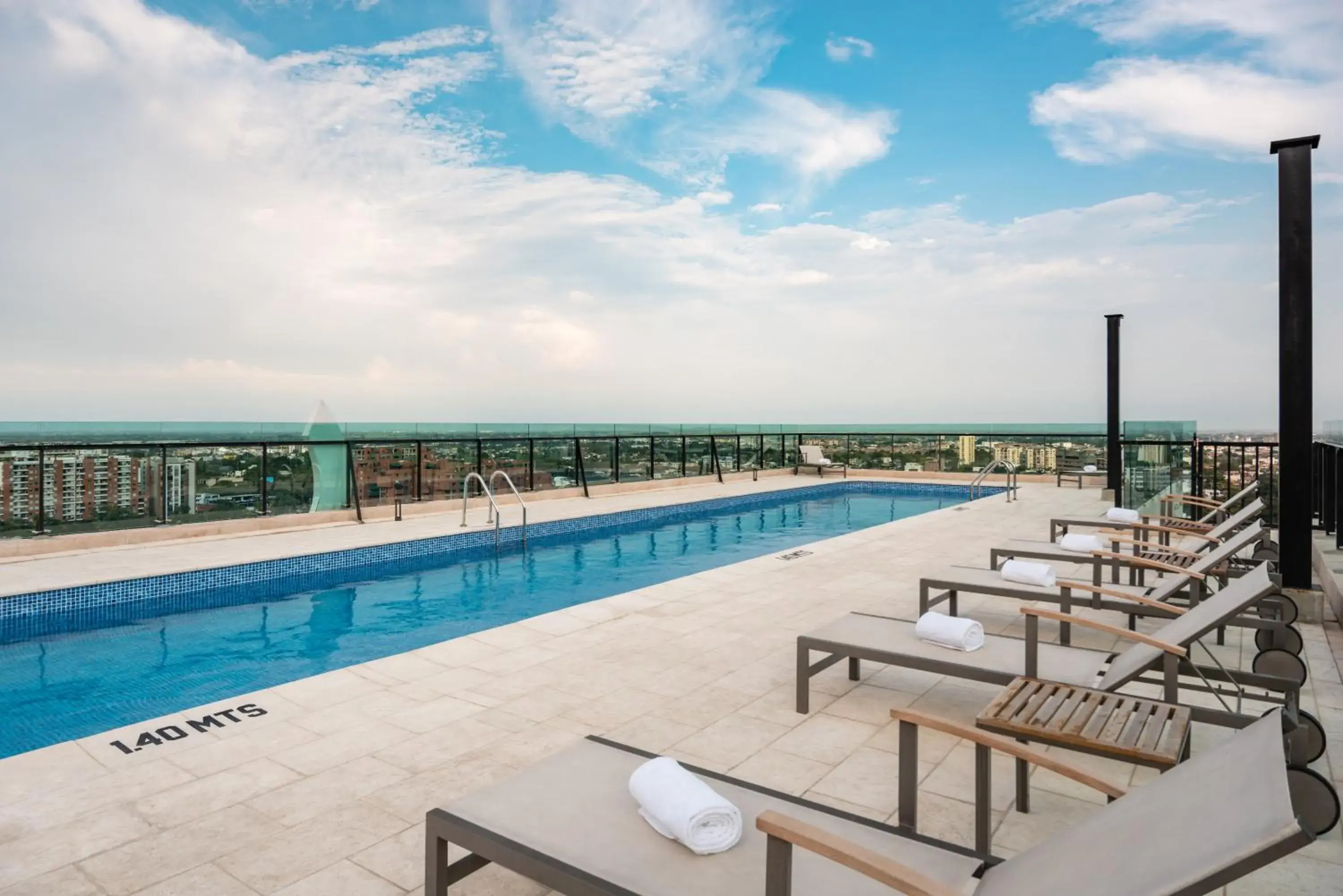 Pool view in Hotel Spirito by Spiwak Chipichape Pool view in Hotel Spirito by Spiwak Chipichape