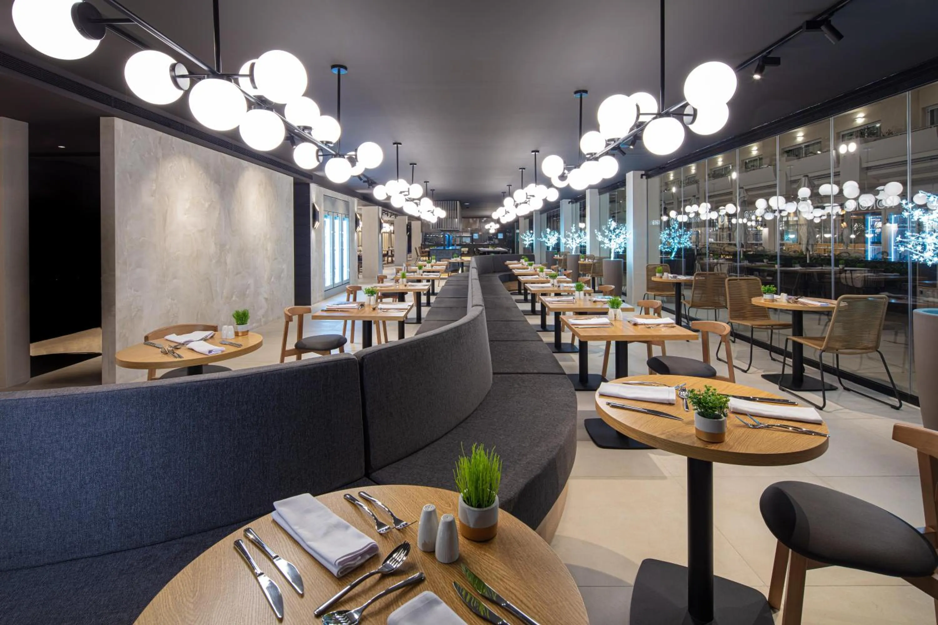 Restaurant/places to eat in Maspalomas Princess