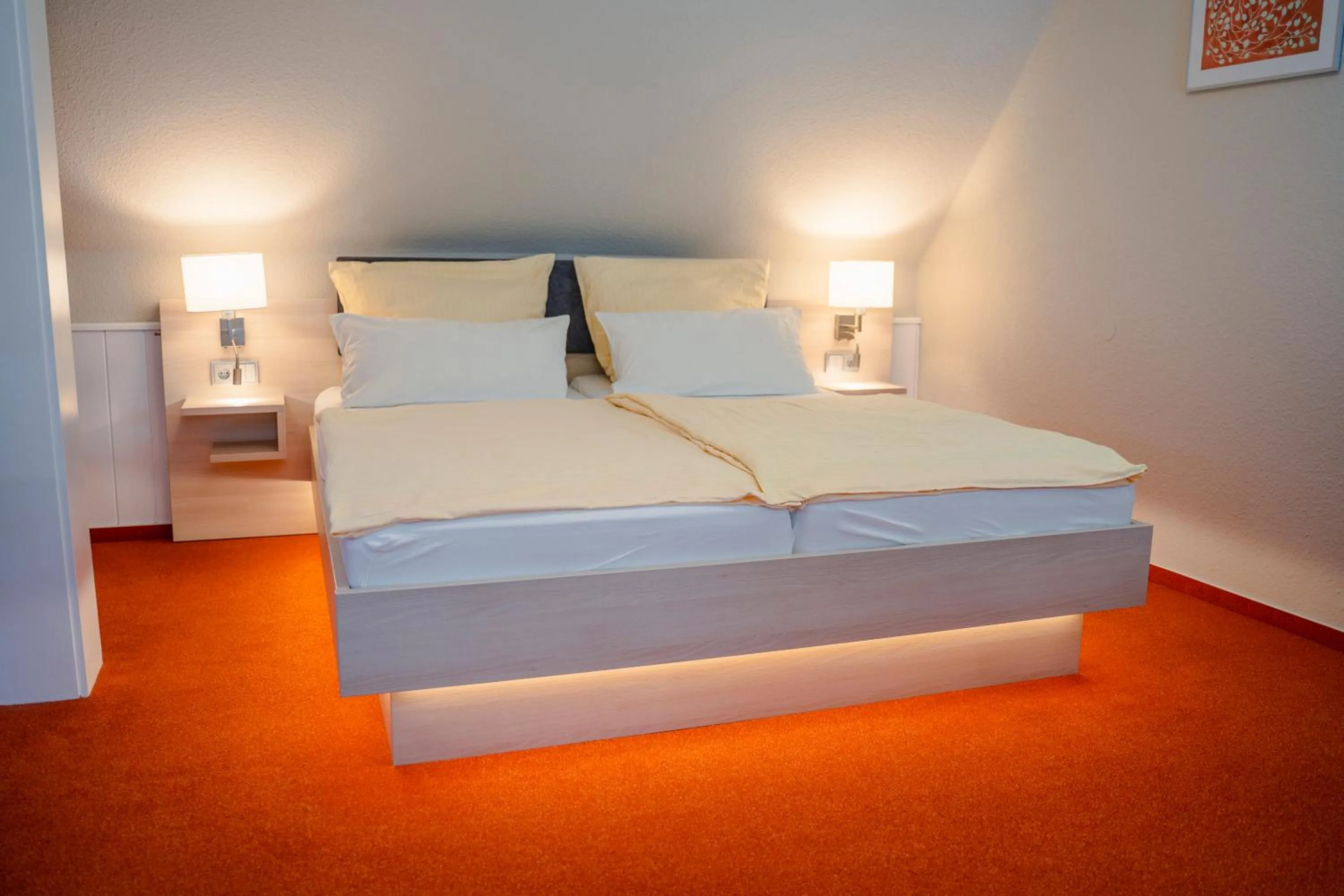 Photo of the whole room, Bed in Hotel Unter den Linden