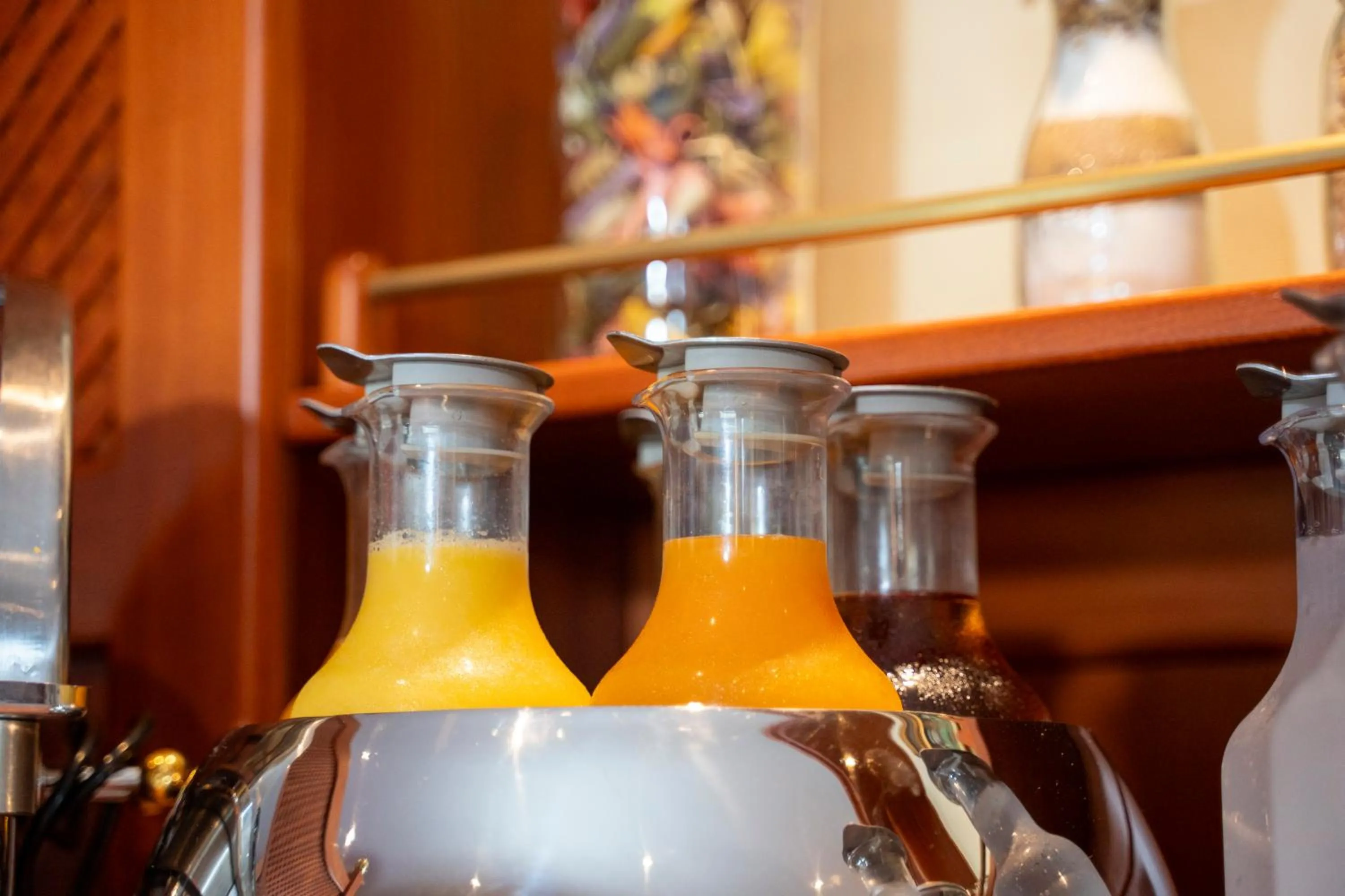 Breakfast in Hotel Unter den Linden