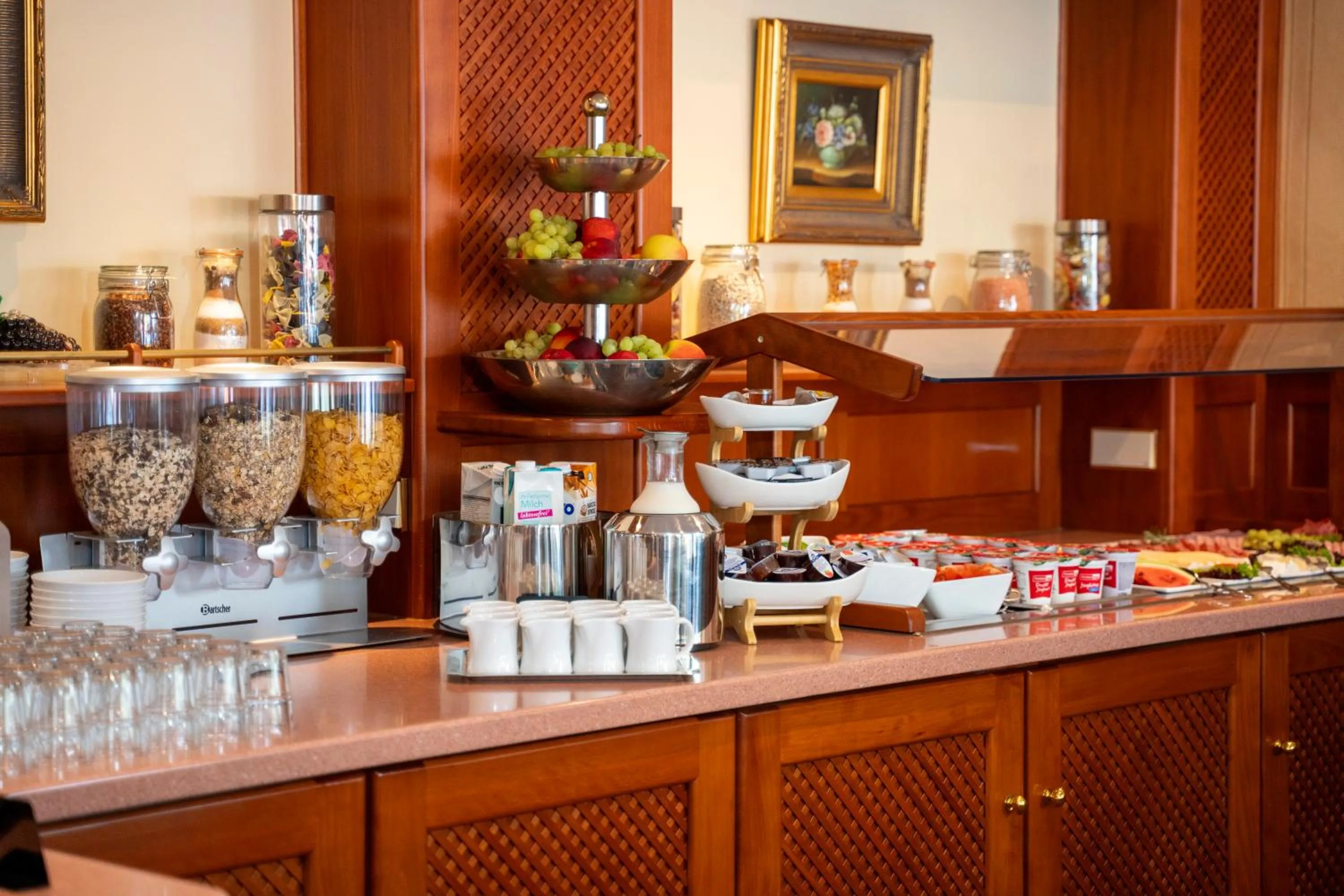 Breakfast in Hotel Unter den Linden