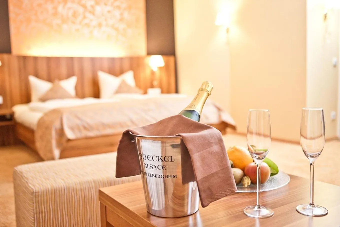 Photo of the whole room, Bed in Dagstuhler Hof