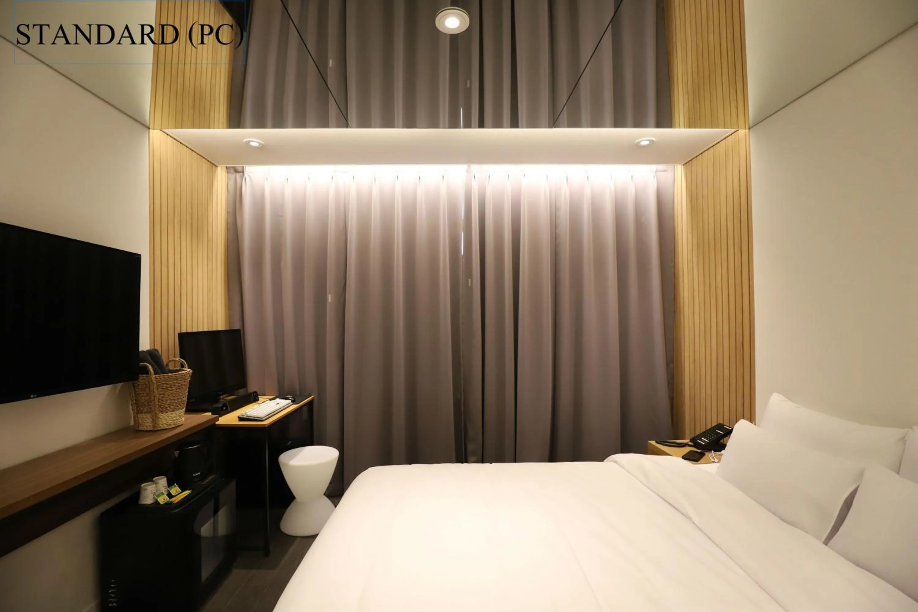 Bed in Biennale Hotel